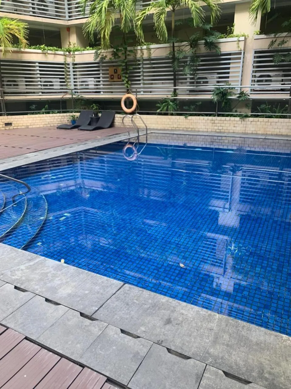 Swimming pool in 150 Newport Boulevard Near NAIA Terminal 3