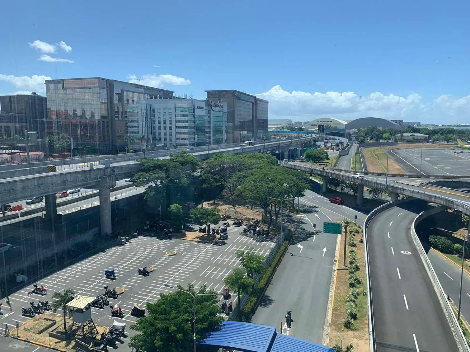 150 Newport Boulevard Near NAIA Terminal 3