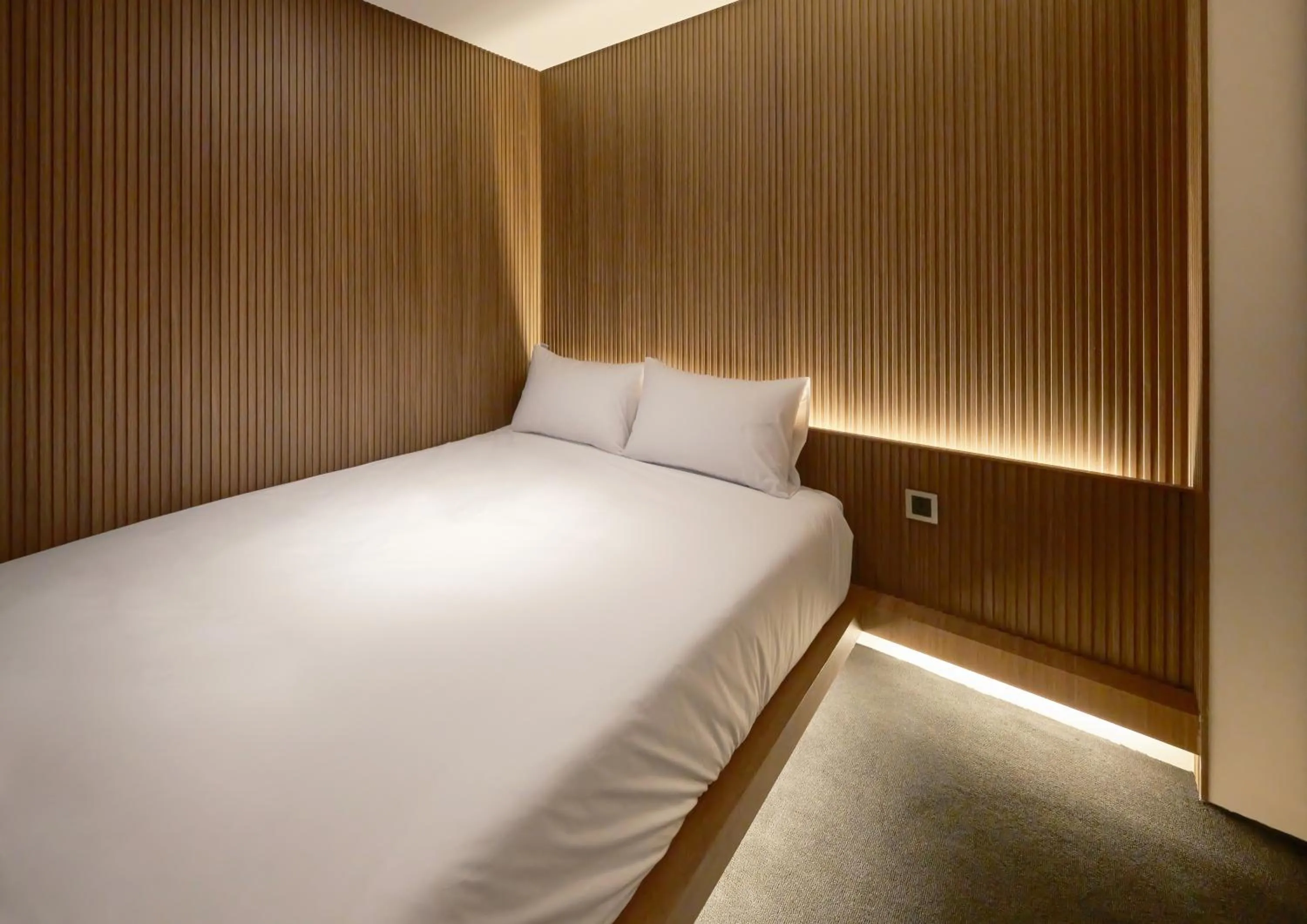 Bed in UH Suite The Myeongdong