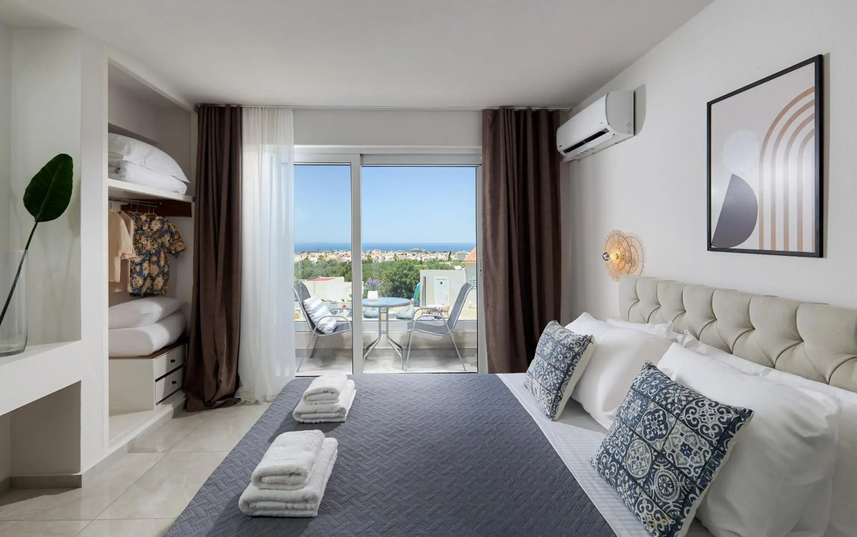 Superior Triple Suite Sea View in Mila Malia Suites Superior Triple Suite Sea View in Mila Malia Suites