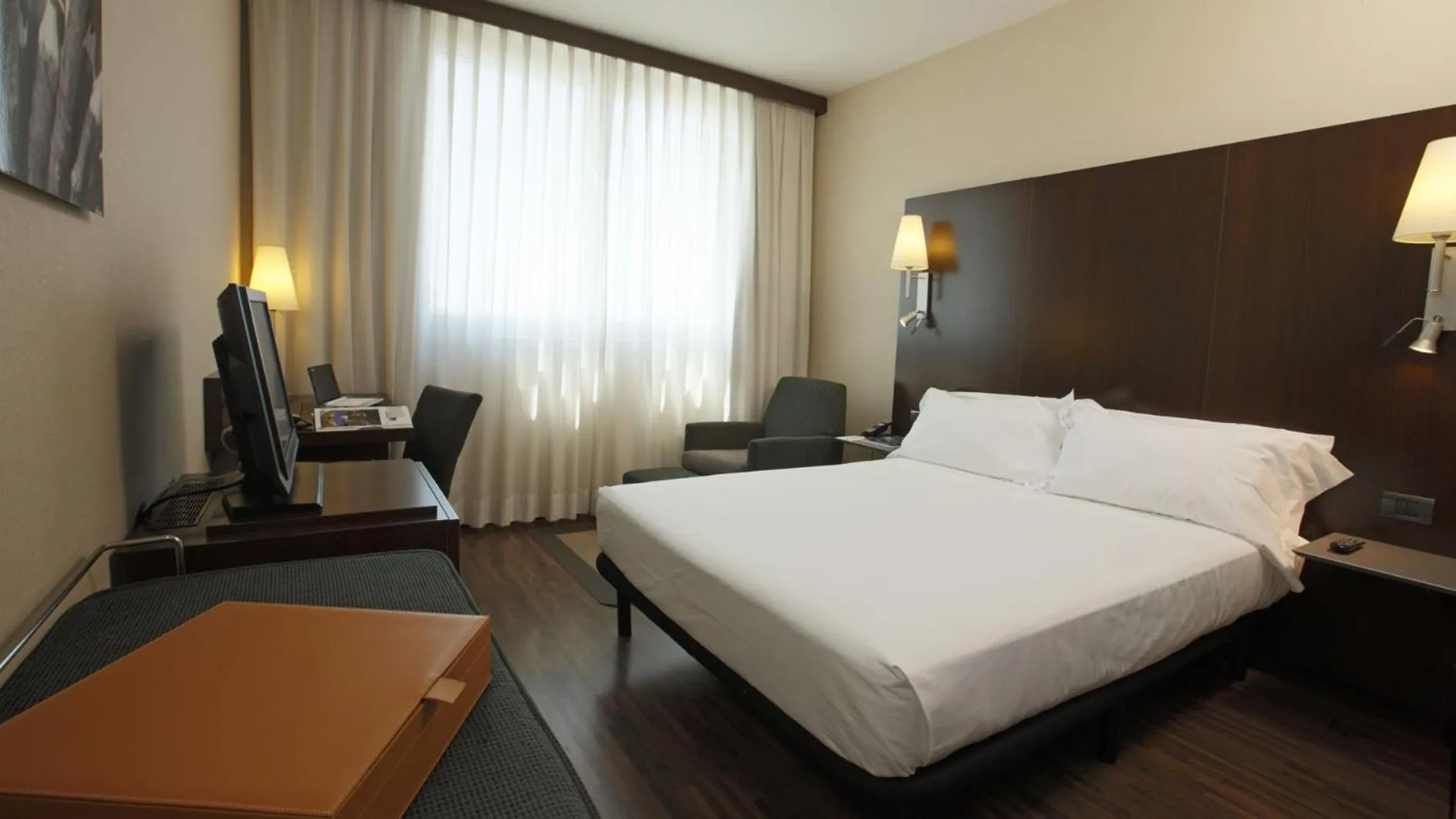 Bed in Max Hotel Livorno