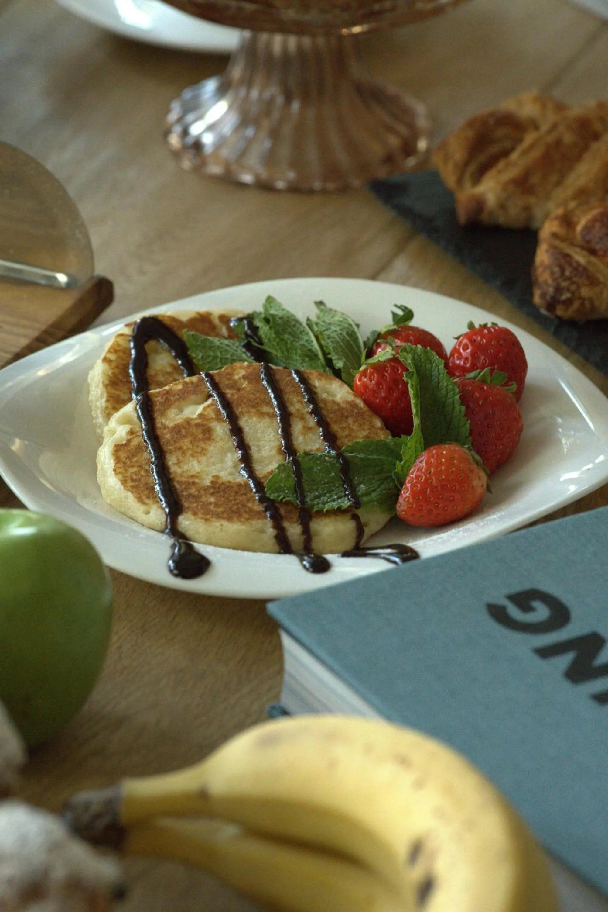 Continental breakfast in M House Art Hotel