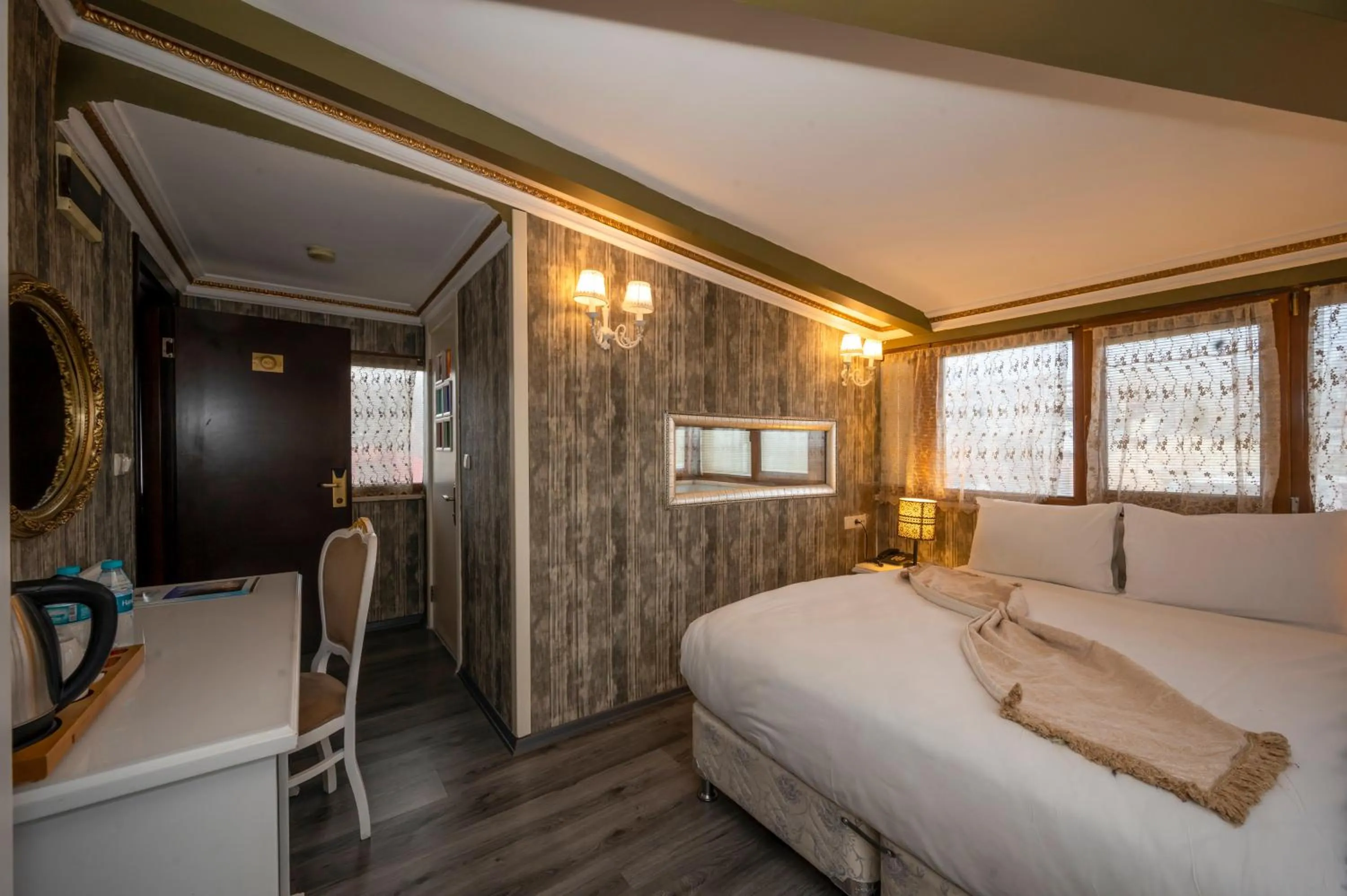 Bedroom, Bed in Fuat Bey Palace Hotel & Spa