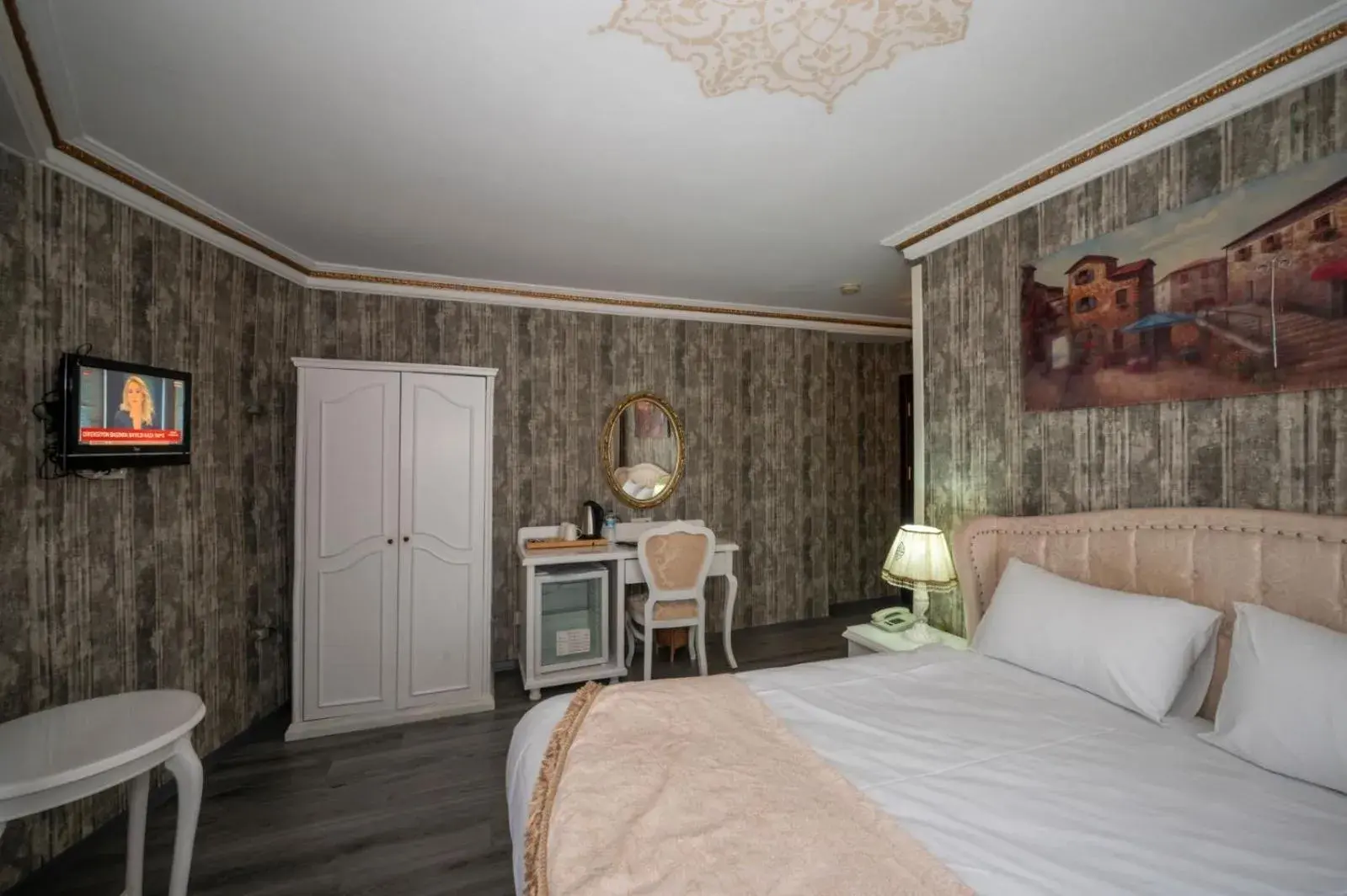 Bedroom, Bed in Fuat Bey Palace Hotel & Spa Bedroom, Bed in Fuat Bey Palace Hotel & Spa