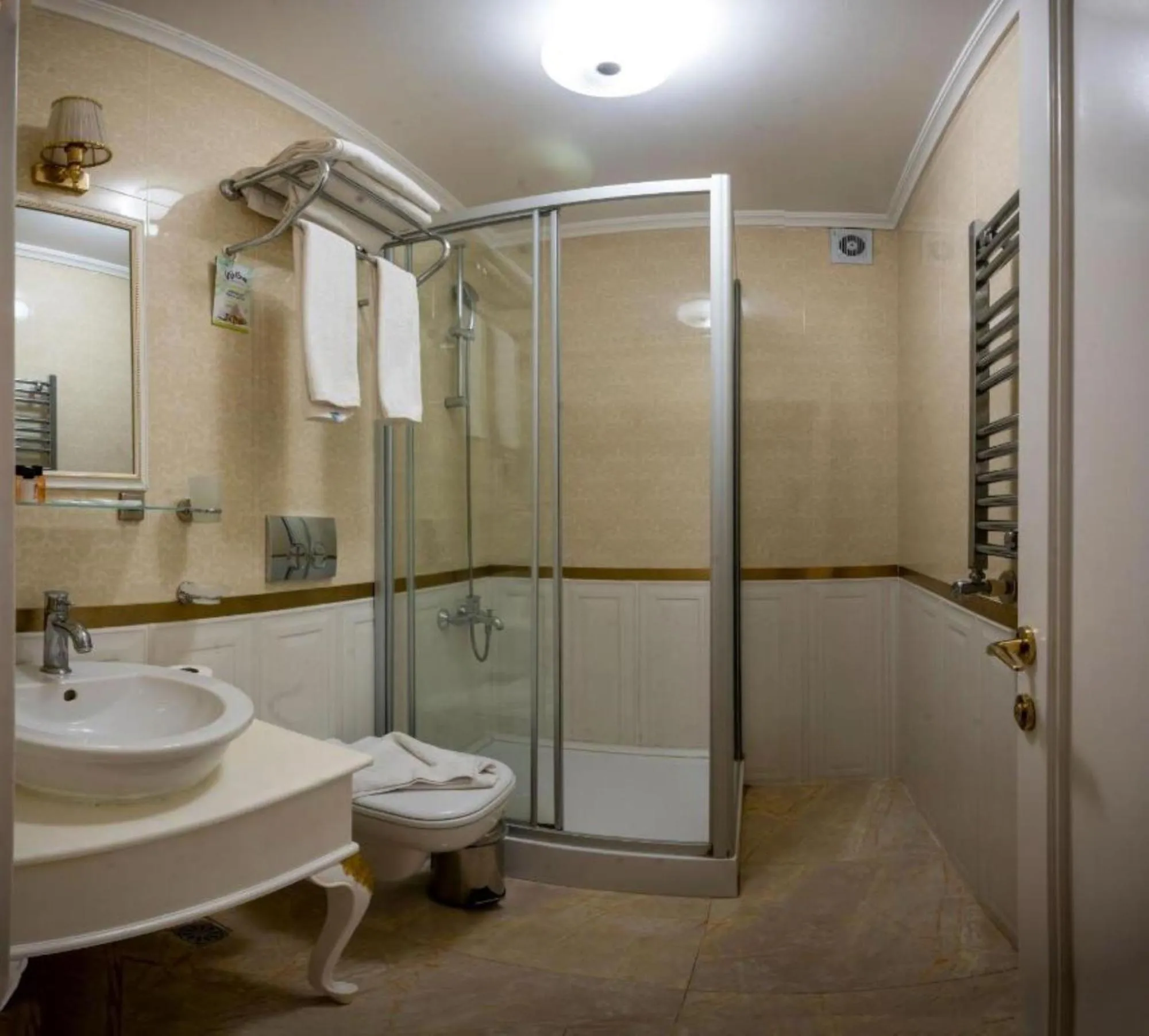 Bathroom in Fuat Bey Palace Hotel & Spa