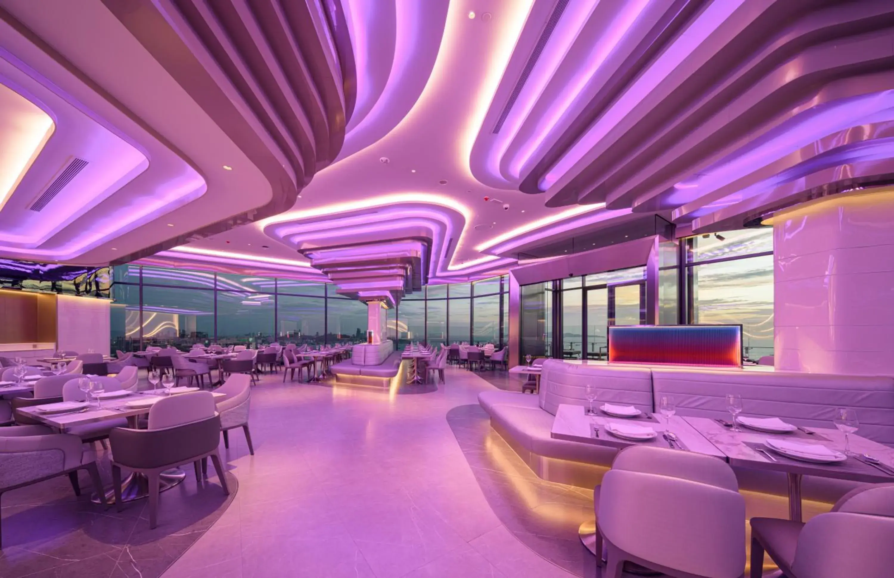 Restaurant/places to eat in Grande Centre Point Space Pattaya Restaurant/places to eat in Grande Centre Point Space Pattaya