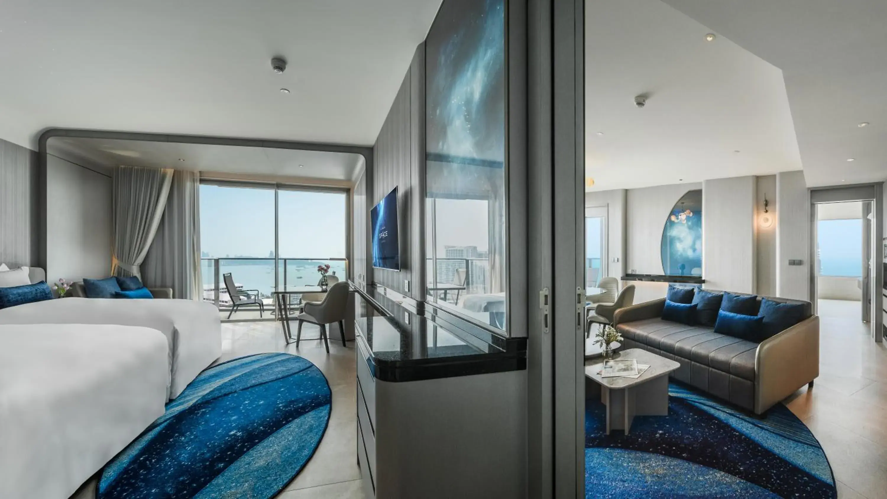 Bedroom, Bed in Grande Centre Point Space Pattaya Bedroom, Bed in Grande Centre Point Space Pattaya