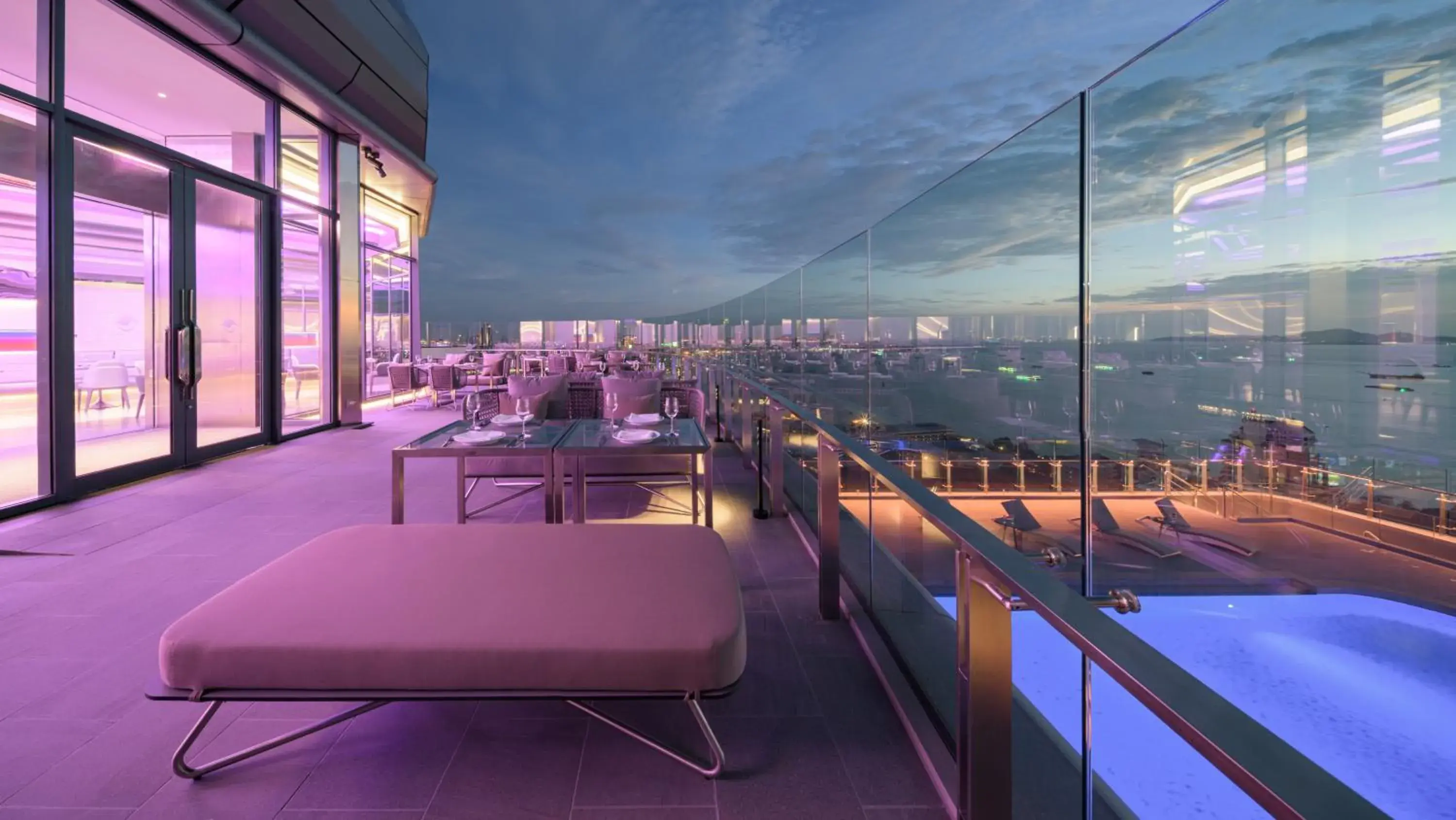 Restaurant/places to eat in Grande Centre Point Space Pattaya Restaurant/places to eat in Grande Centre Point Space Pattaya