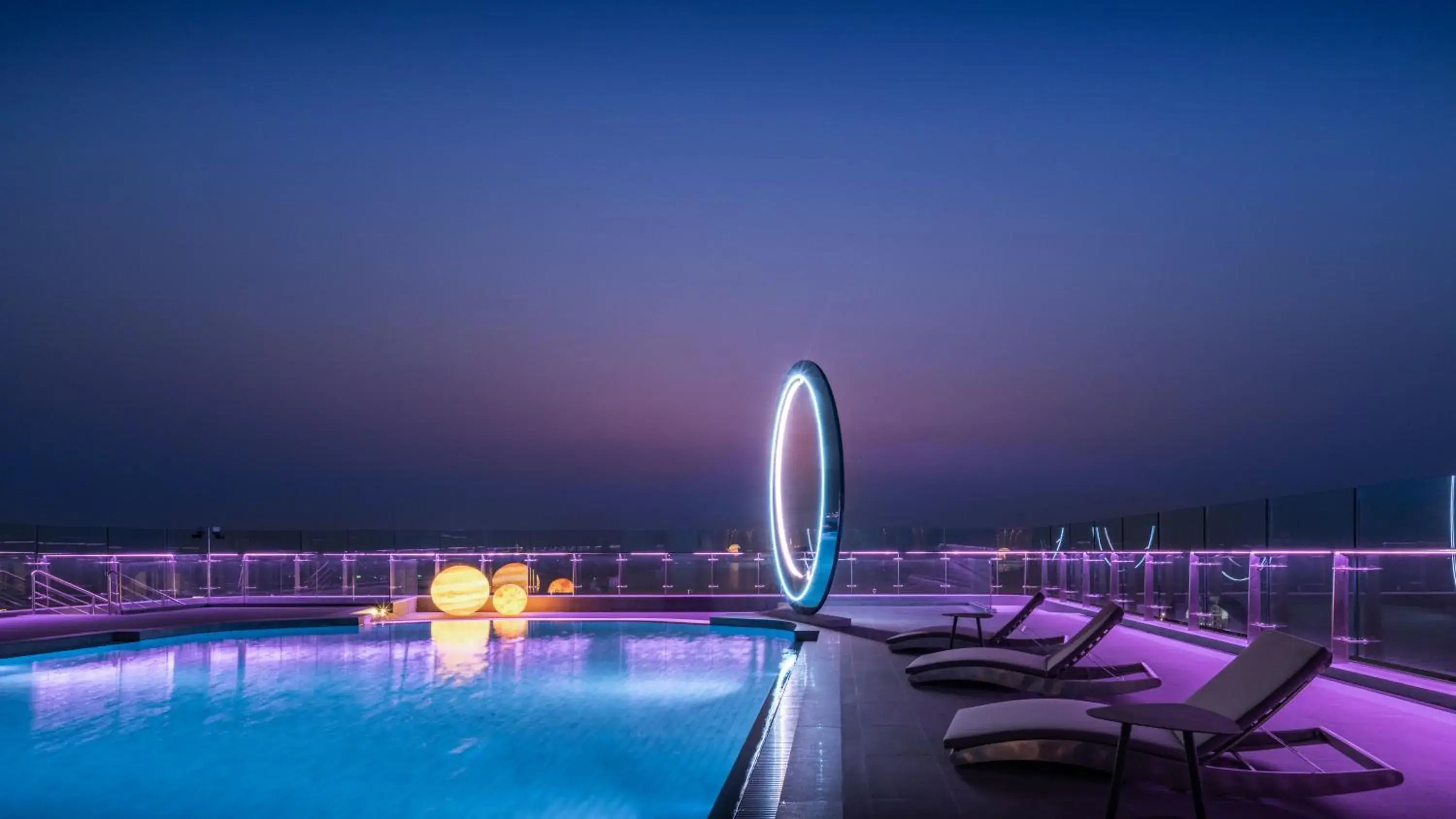 Swimming pool in Grande Centre Point Space Pattaya Swimming pool in Grande Centre Point Space Pattaya