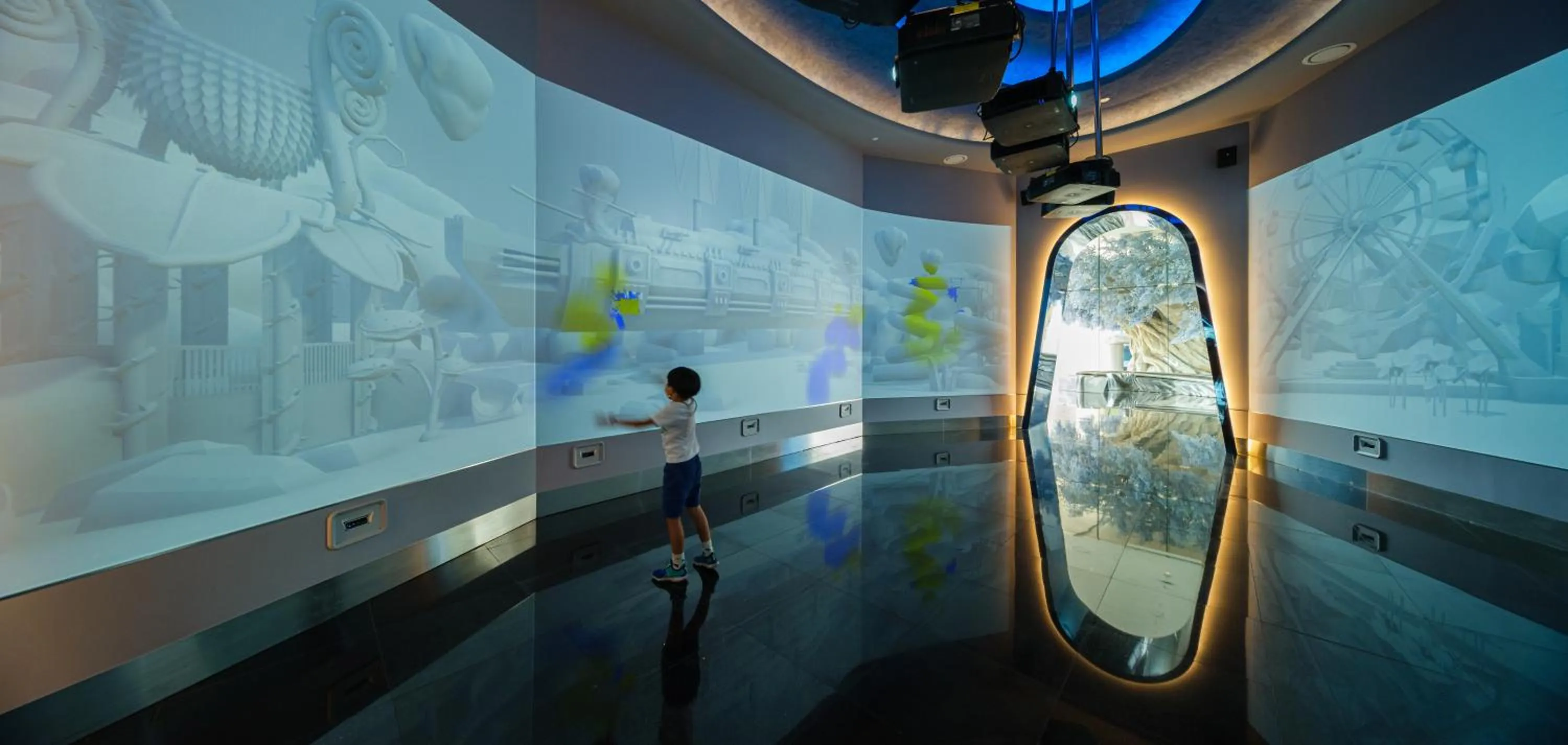 Activities in Grande Centre Point Space Pattaya