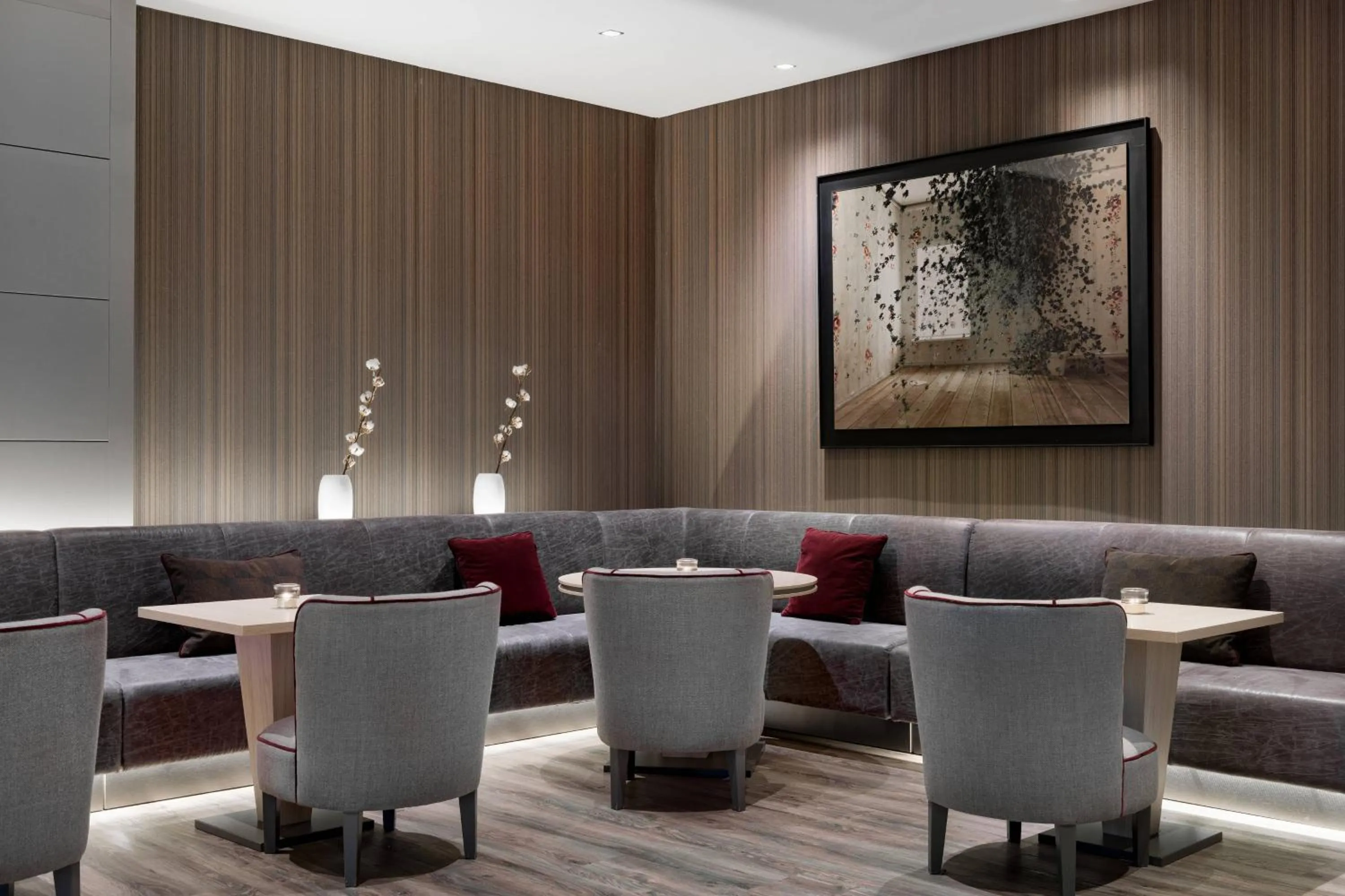 Lounge or bar in AC Hotel Bologna by Marriott