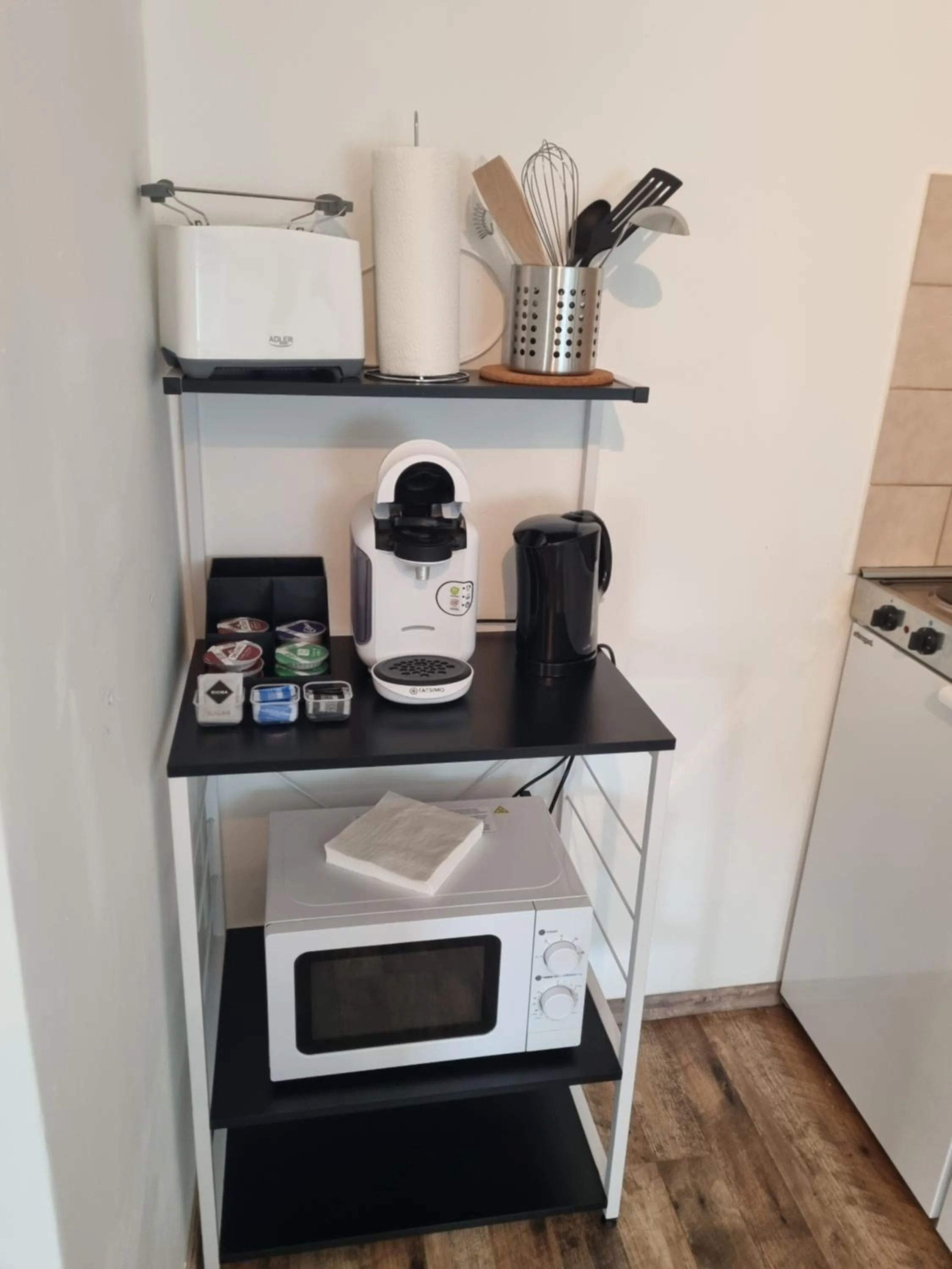 Kitchen or kitchenette in CJS Apartments - Chill or Drive am Nürburgring, Free Parking, WLan, Spacious Rooms, Quiet Location