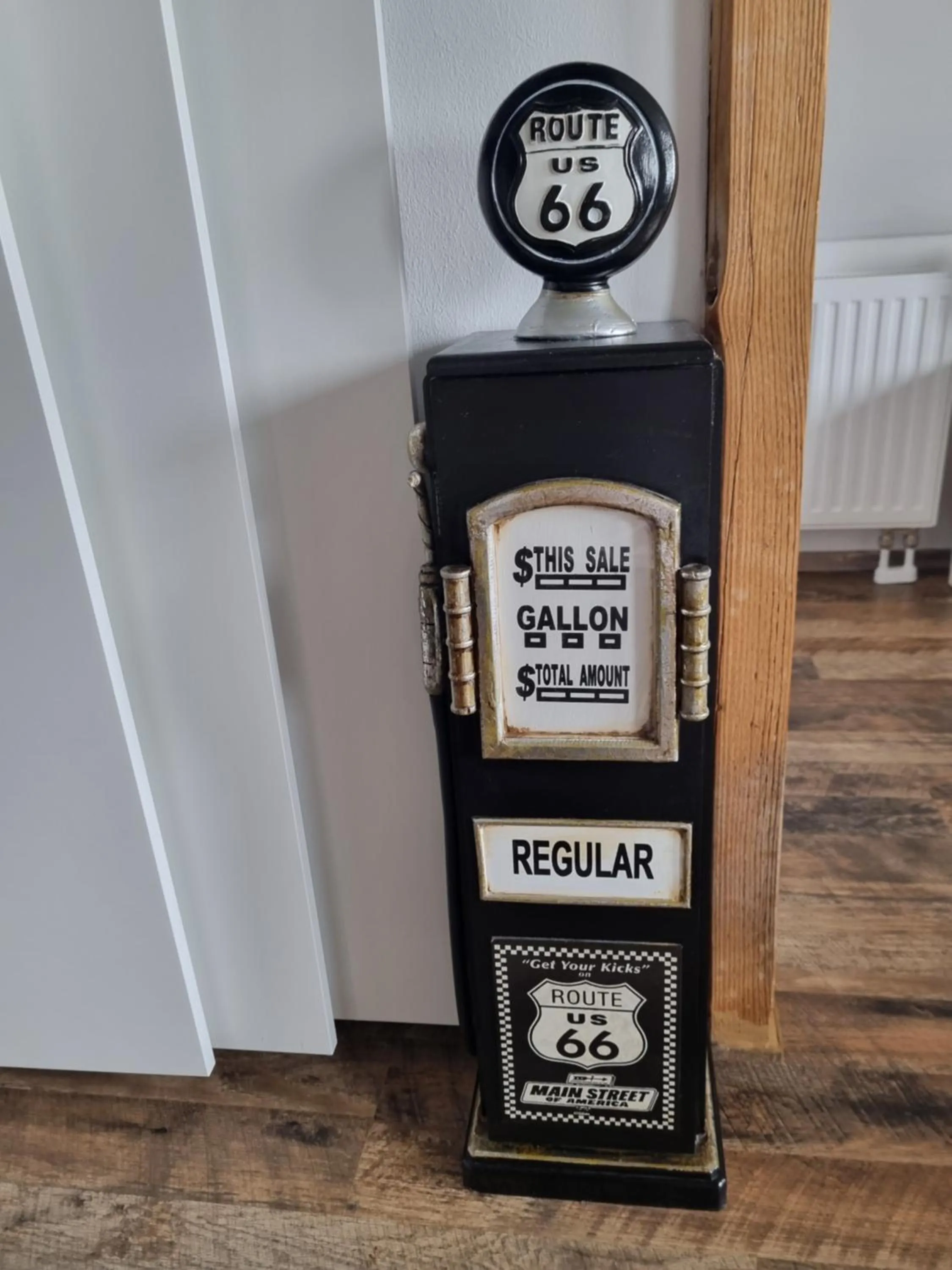 Decorative detail in CJS Apartments - Chill or Drive am Nürburgring, Free Parking, WLan, Spacious Rooms, Quiet Location