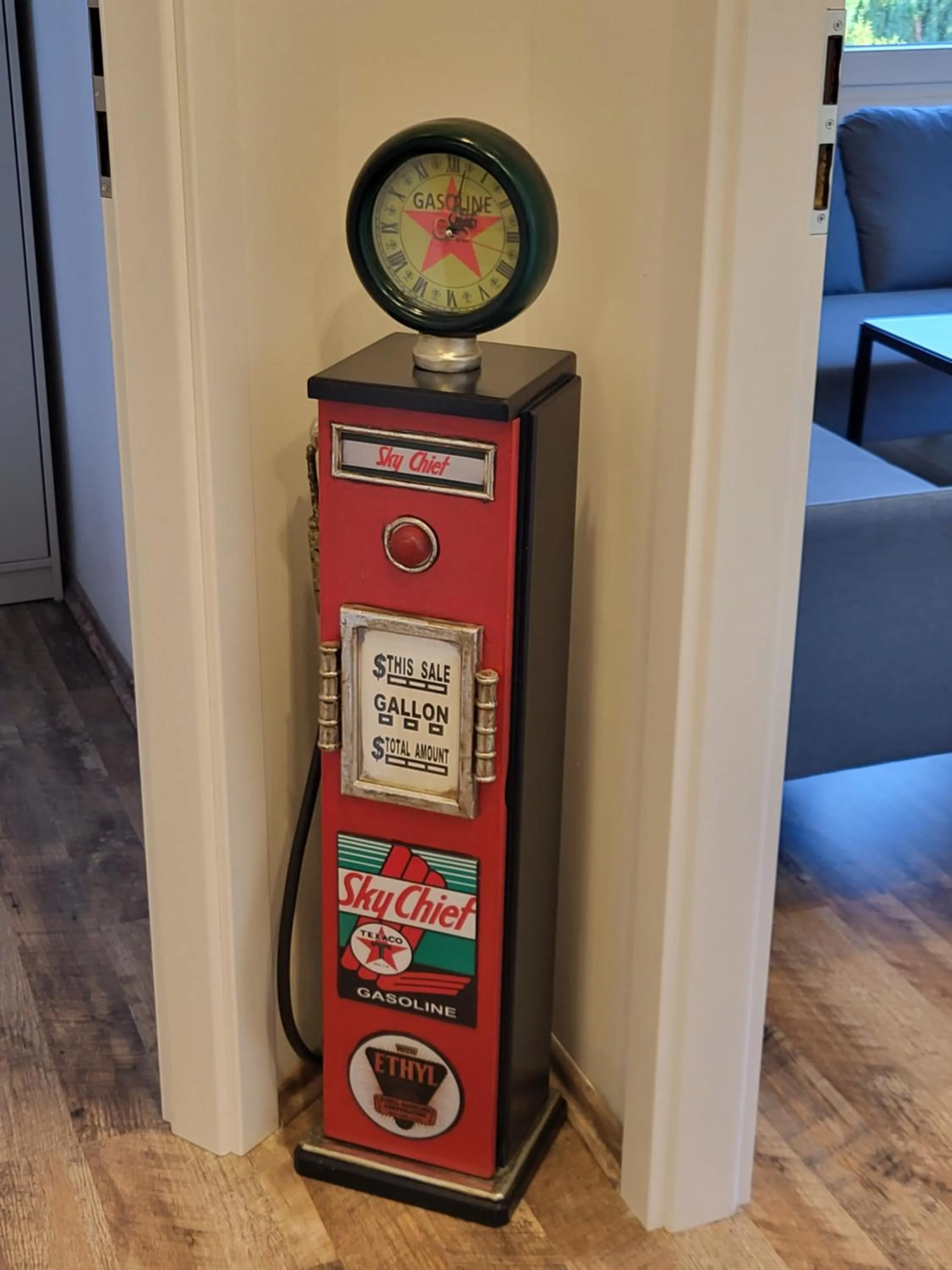 Decorative detail in CJS Apartments - Chill or Drive am Nürburgring, Free Parking, WLan, Spacious Rooms, Quiet Location