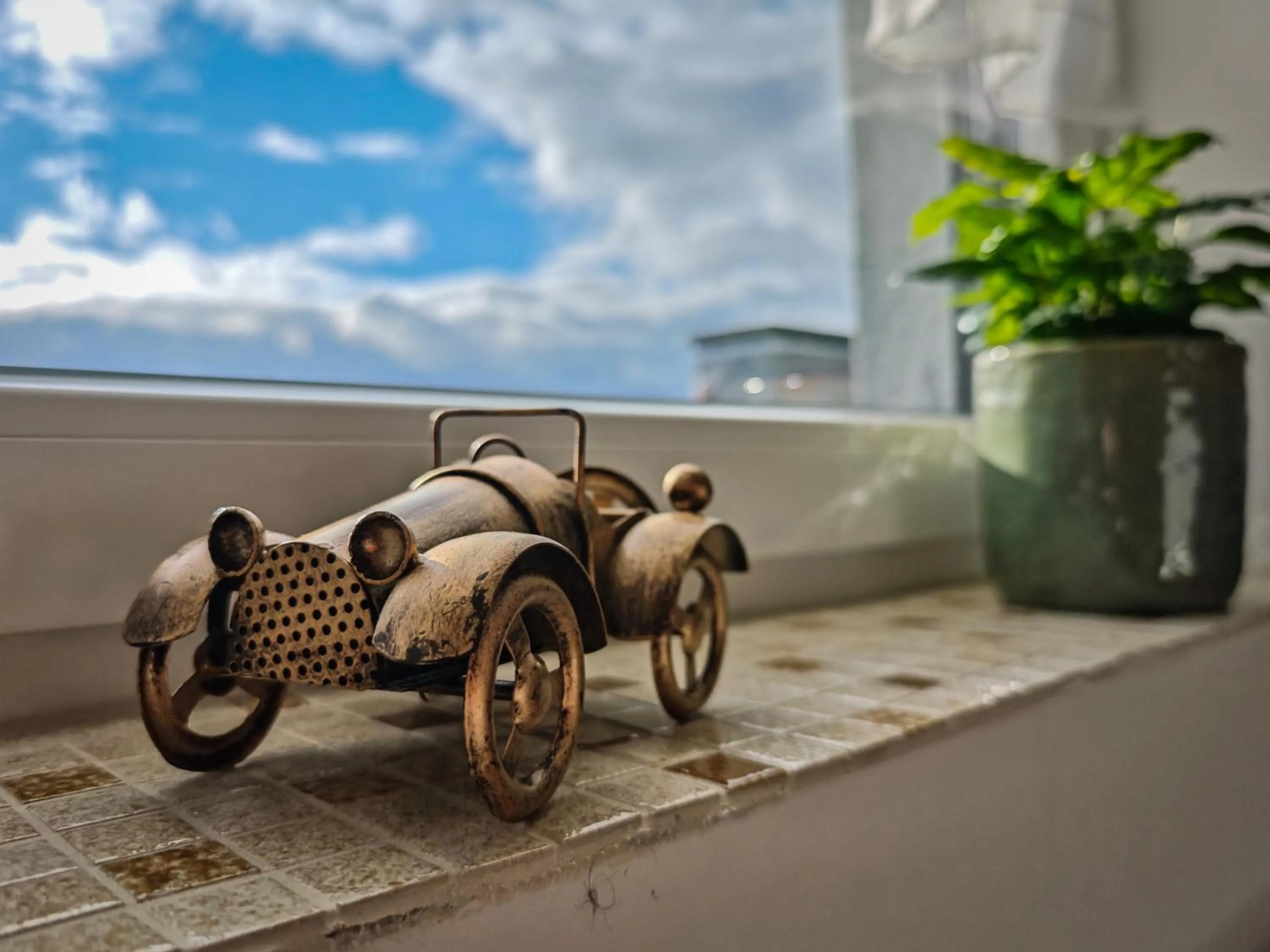 Decorative detail in CJS Apartments - Chill or Drive am Nürburgring, new Box Spring Beds, new furniture, WLan, Spacious Rooms, Quiet Location