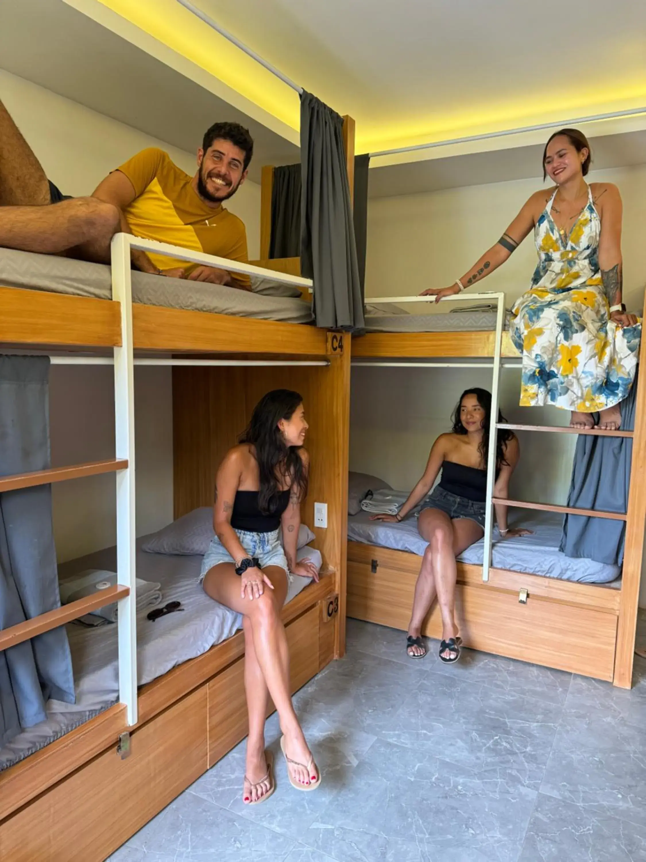 Bed in 8-Bed Mixed Dormitory Room in Red Picnic Hostel Panglao Bed in 8-Bed Mixed Dormitory Room in Red Picnic Hostel Panglao