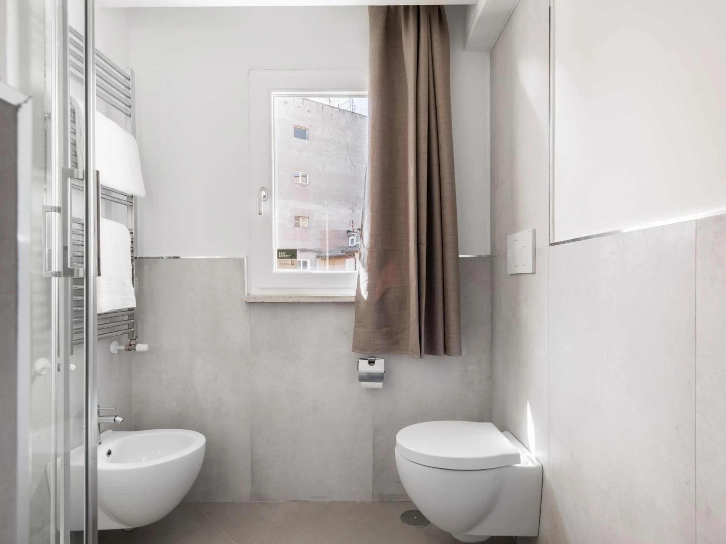 Bathroom in Numa Rome Tullo