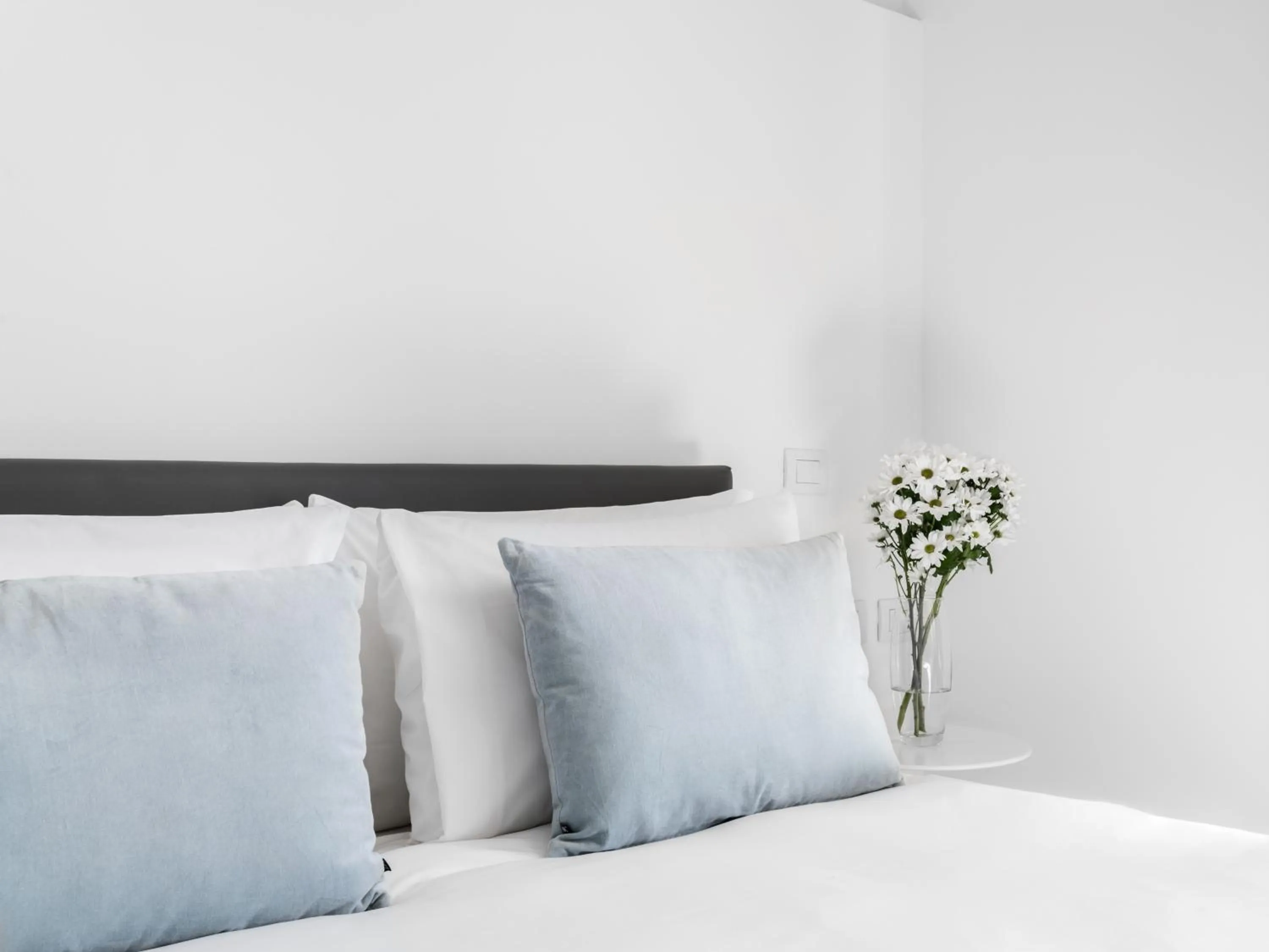 Bed in Numa Rome Tullo