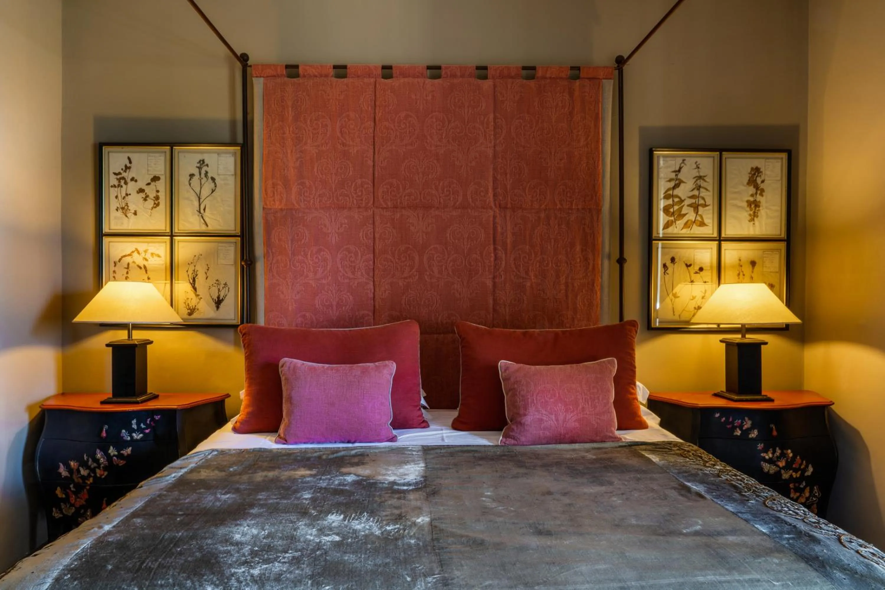 Bed in Hotel Villa Carlotta