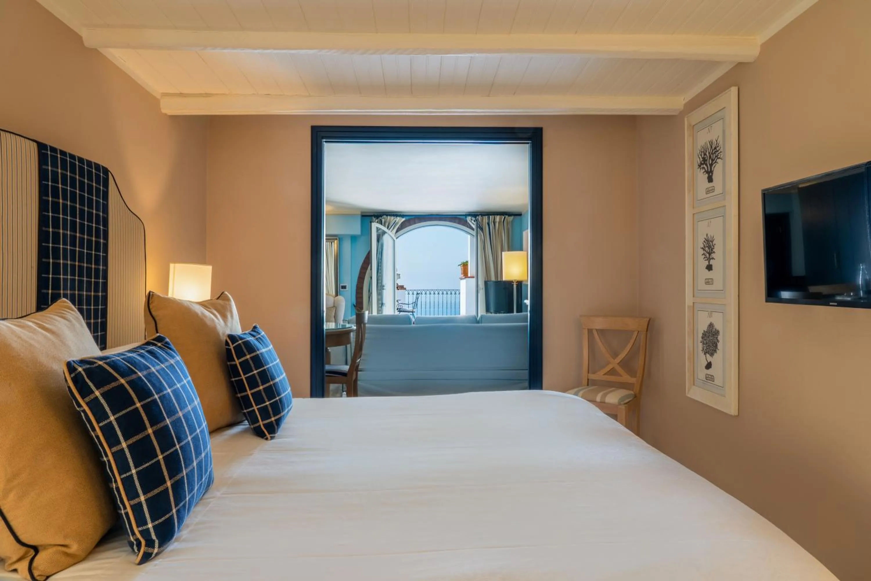 Bed in Hotel Villa Carlotta