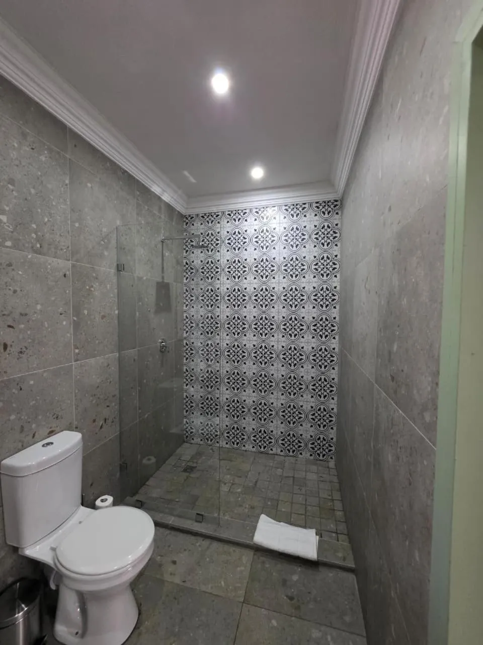 Bathroom in Grafiti Boutique Hotel