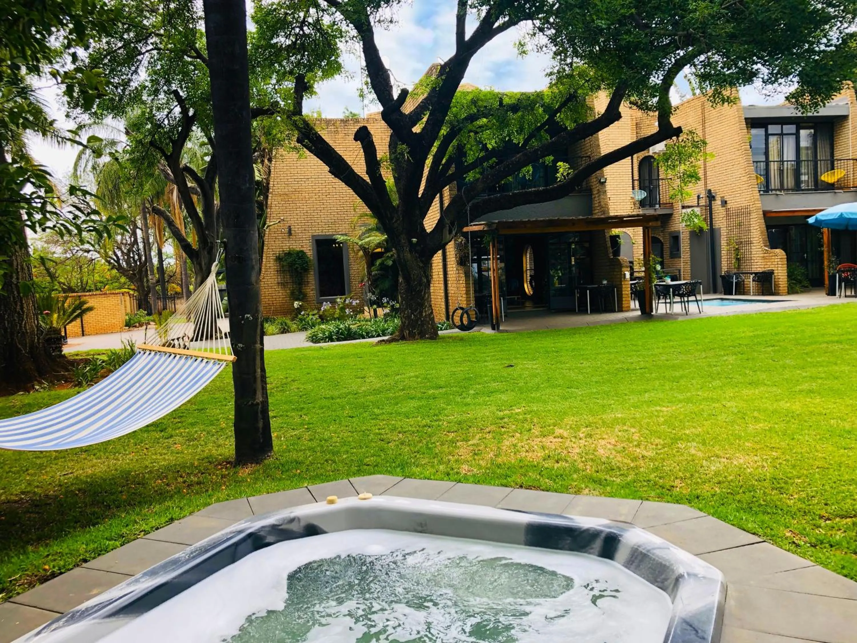 Property building in Grafiti Boutique Hotel