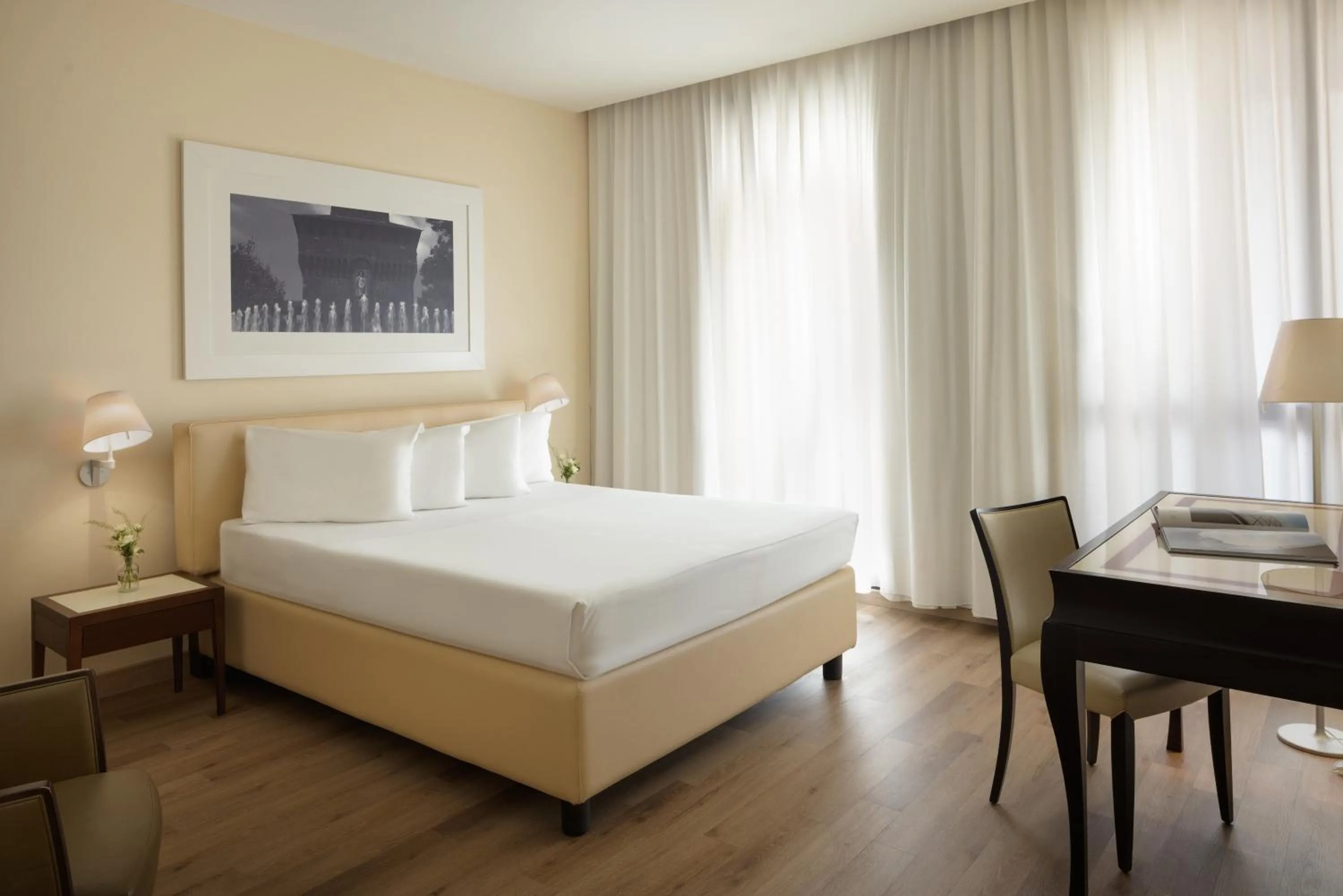 Bedroom, Bed in UNA Hotels Cusani Milano