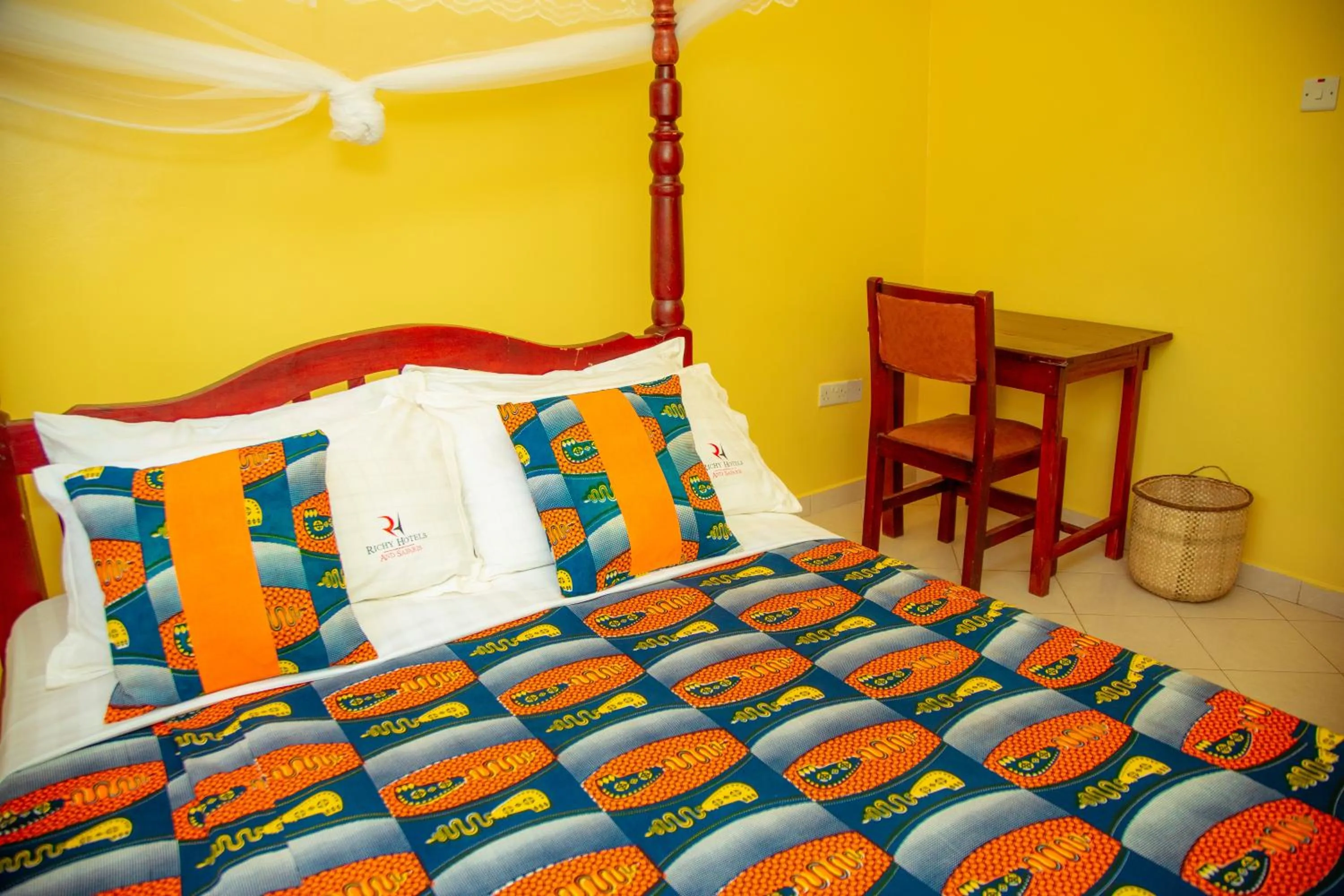 Bed in Richy Hotels and Safaris