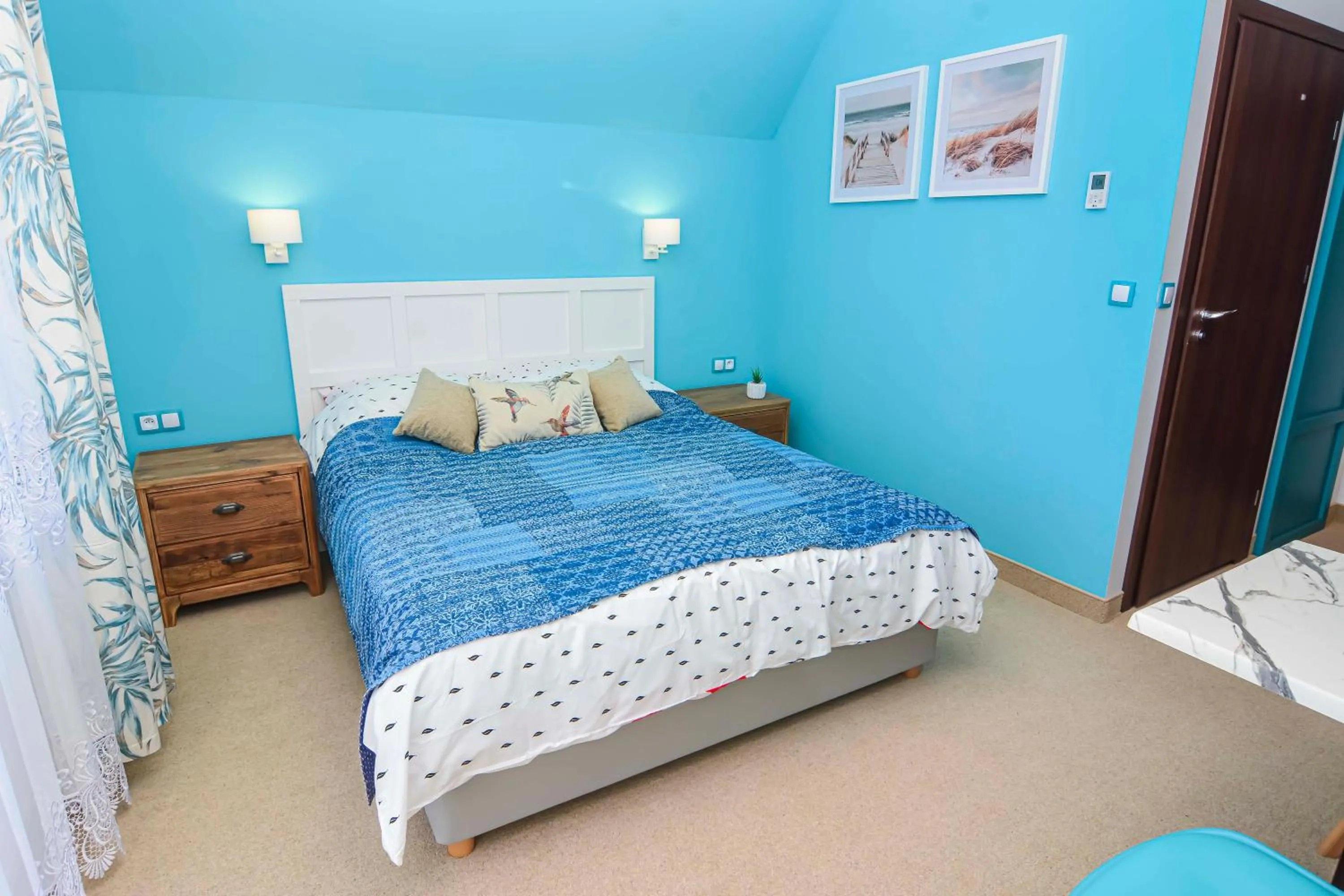 Bed in Willa Kashmir