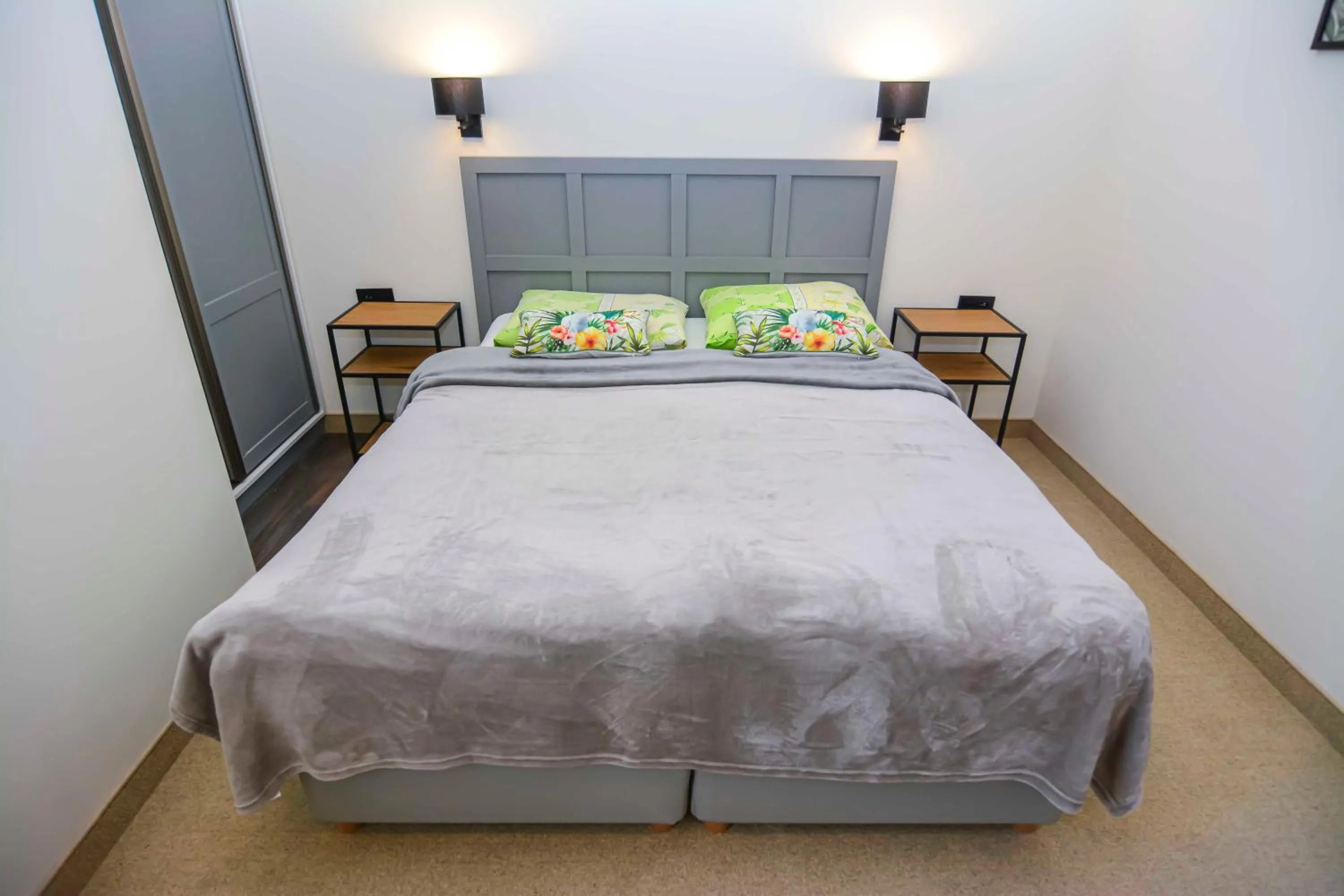 Bed in Willa Kashmir