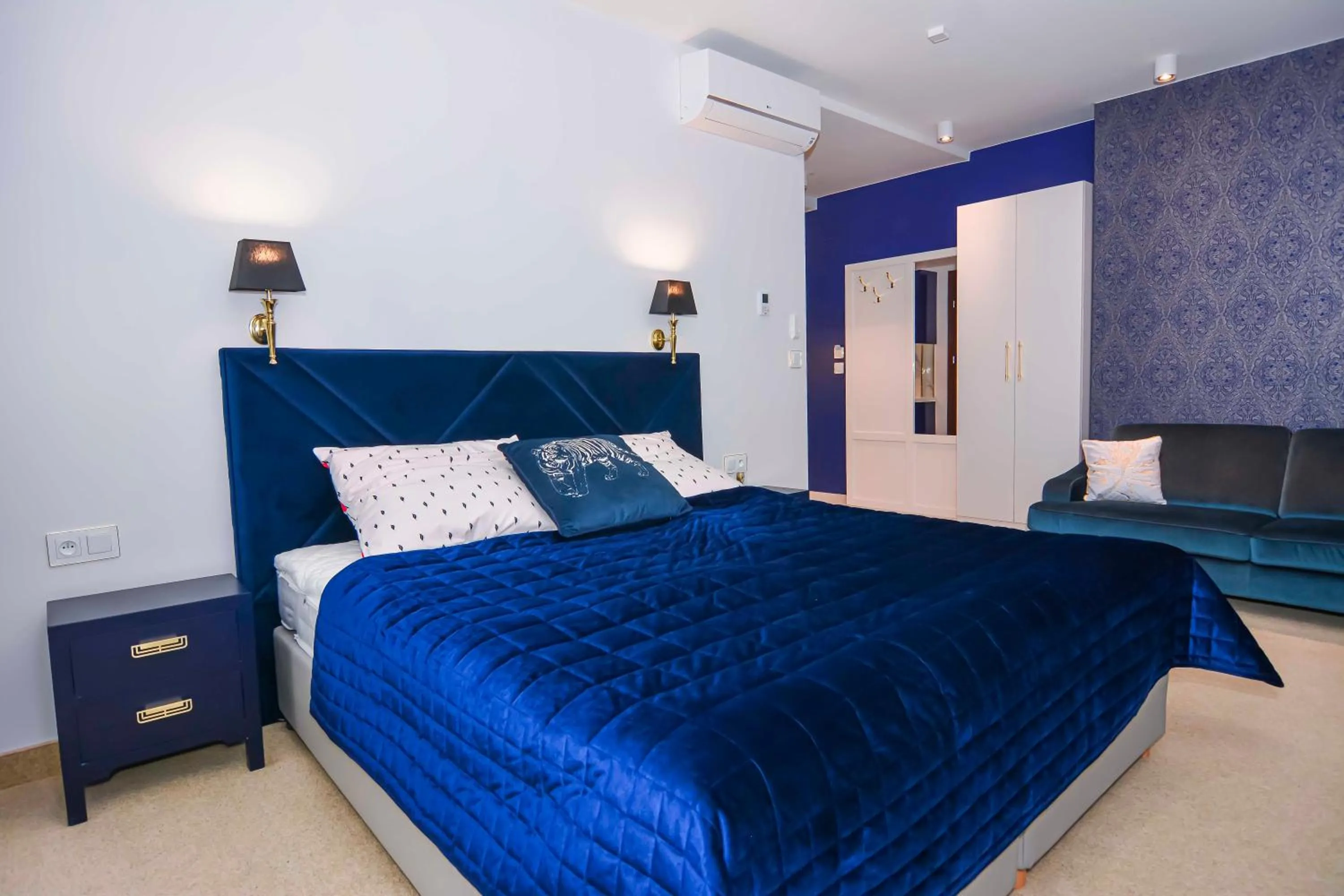 Bed in Willa Kashmir