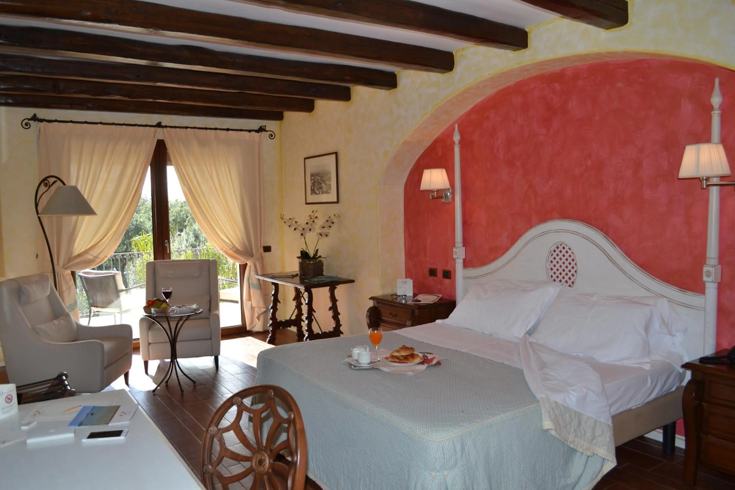 Bed in Hotel Sa Contonera