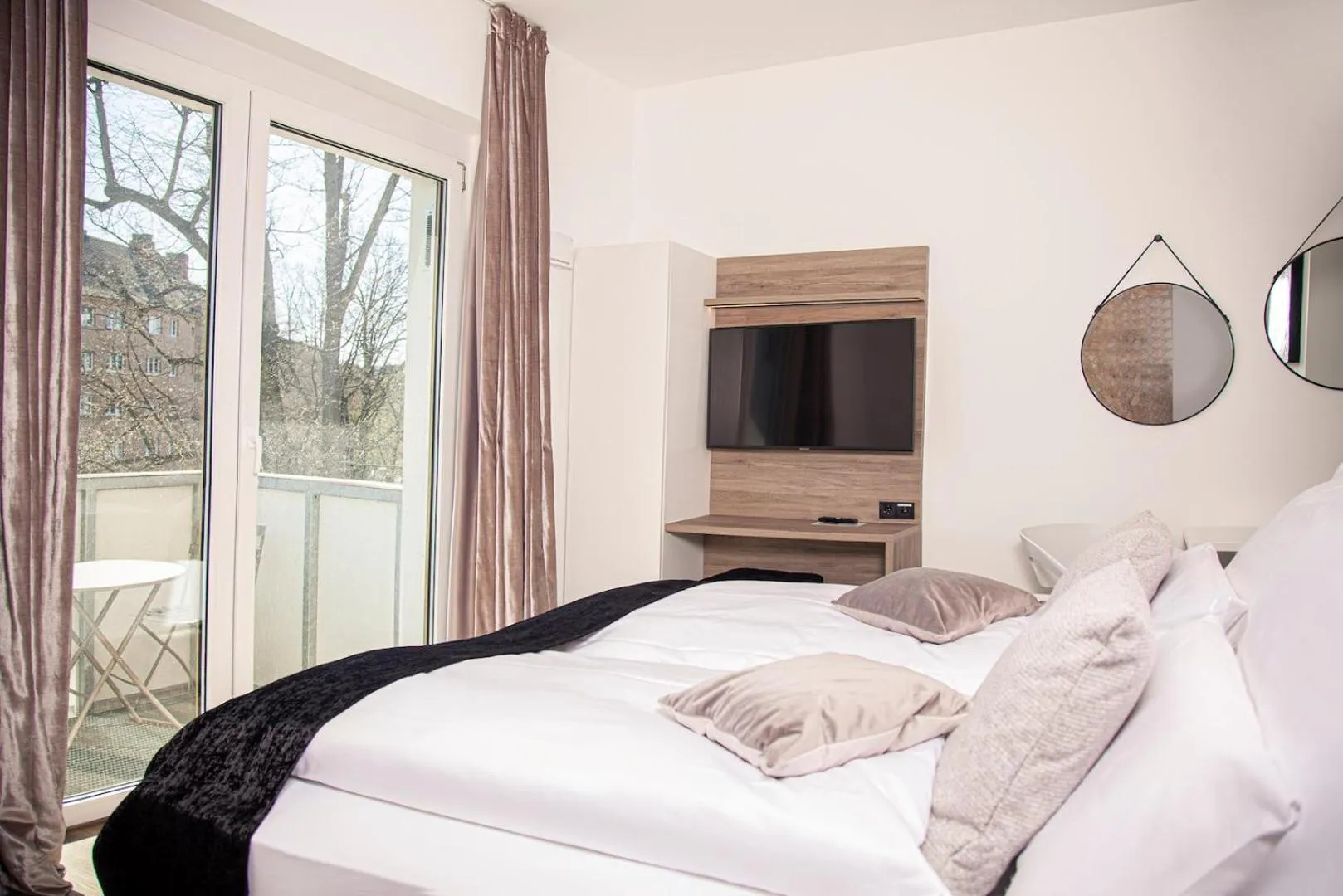 Photo of the whole room, Bed in The Faces Berlin Apartments