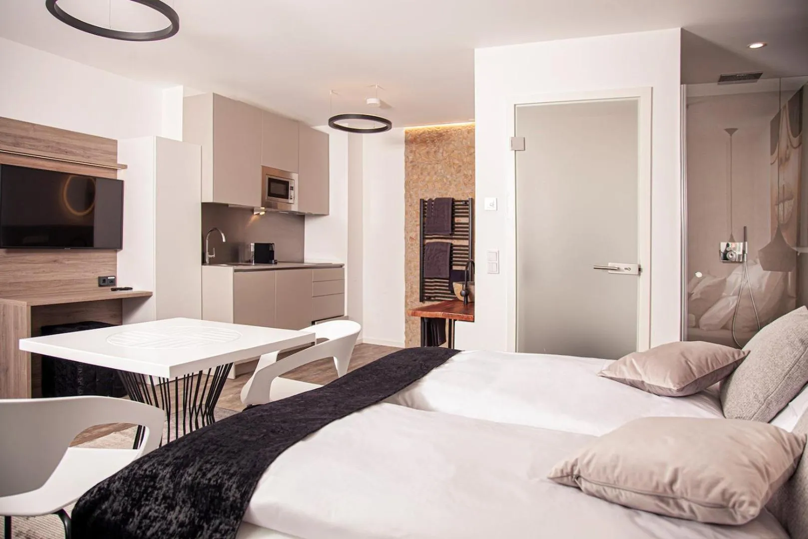 Photo of the whole room, Bed in The Faces Berlin Apartments