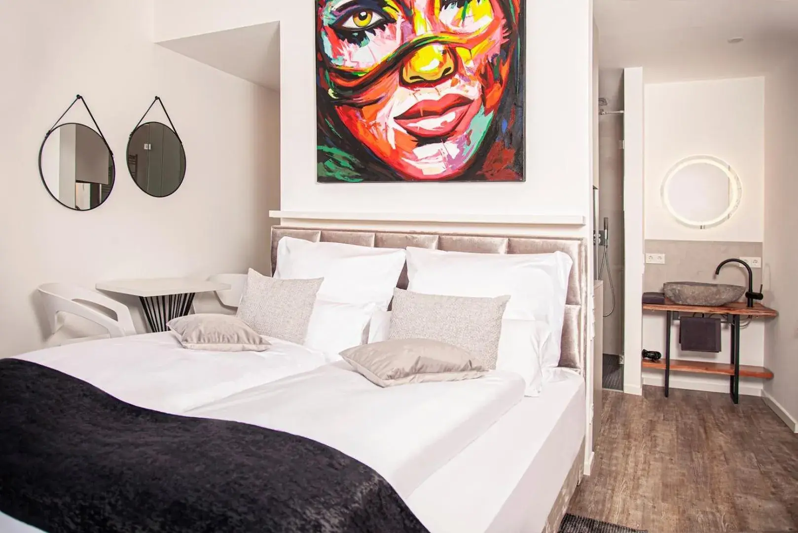 Standard Apartment with Balcony in The Faces Berlin Apartments Standard Apartment with Balcony in The Faces Berlin Apartments