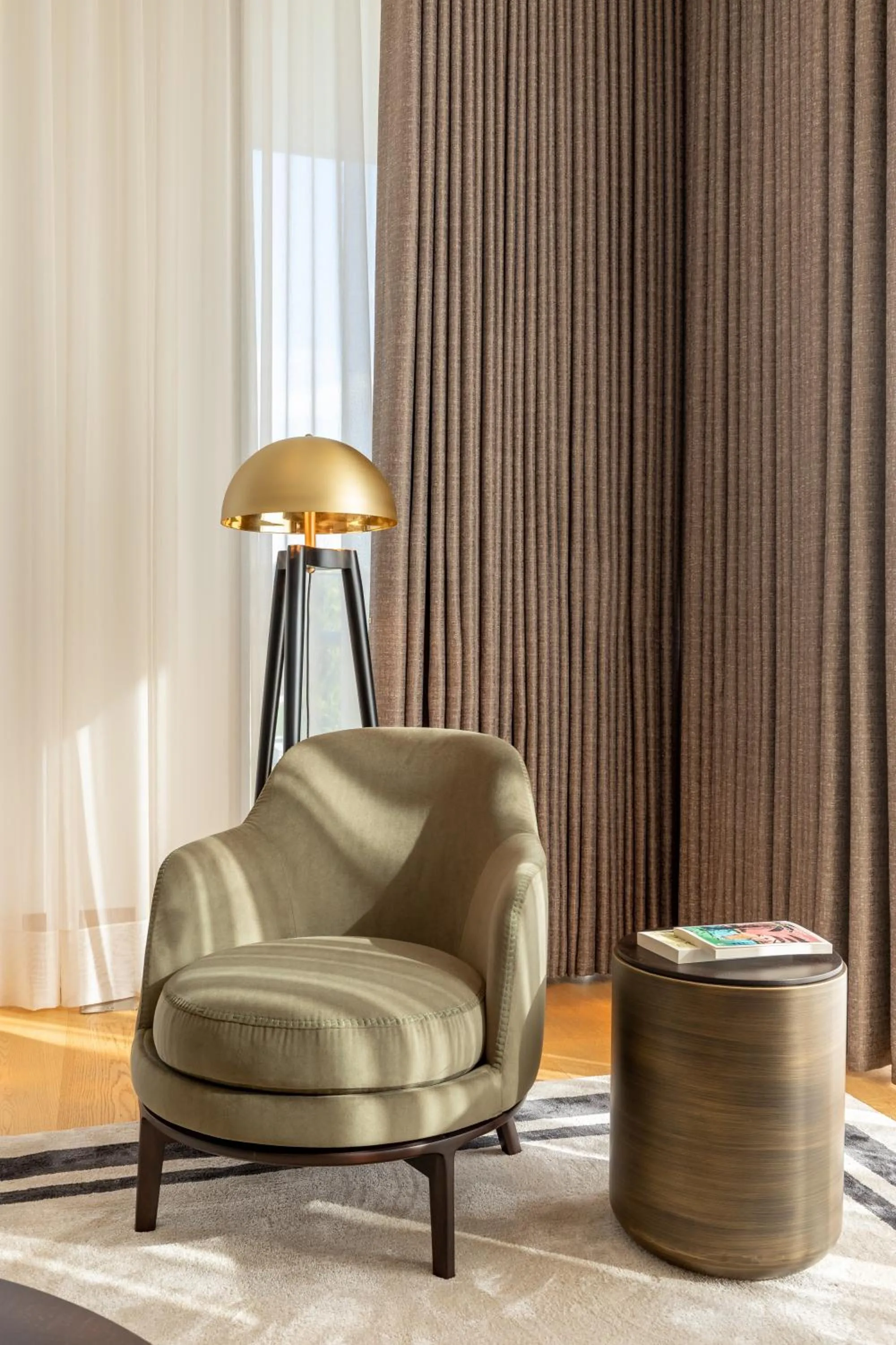 Seating area in Hiddenbay Teos Hotel