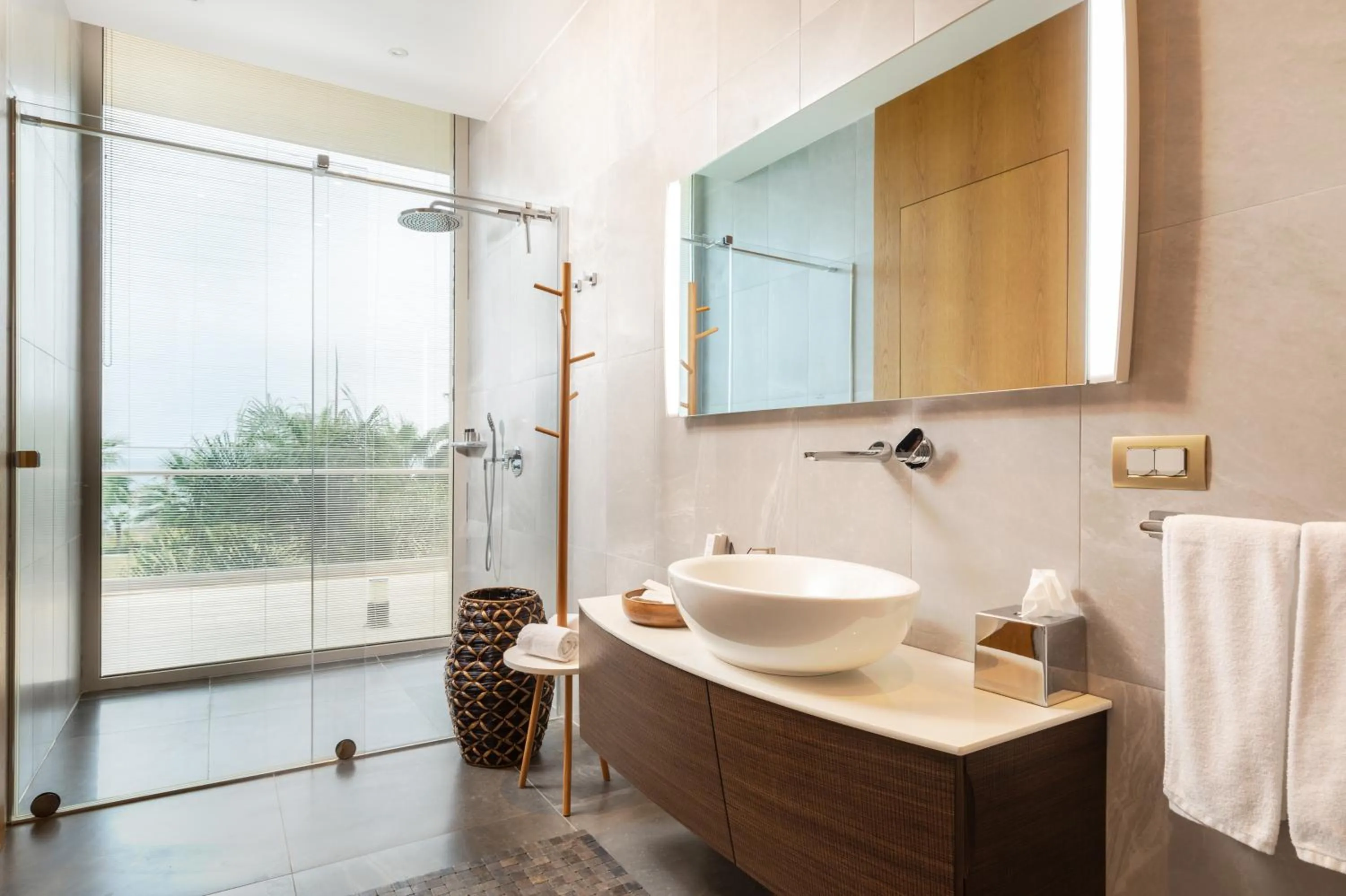 Bathroom in Hiddenbay Teos Hotel