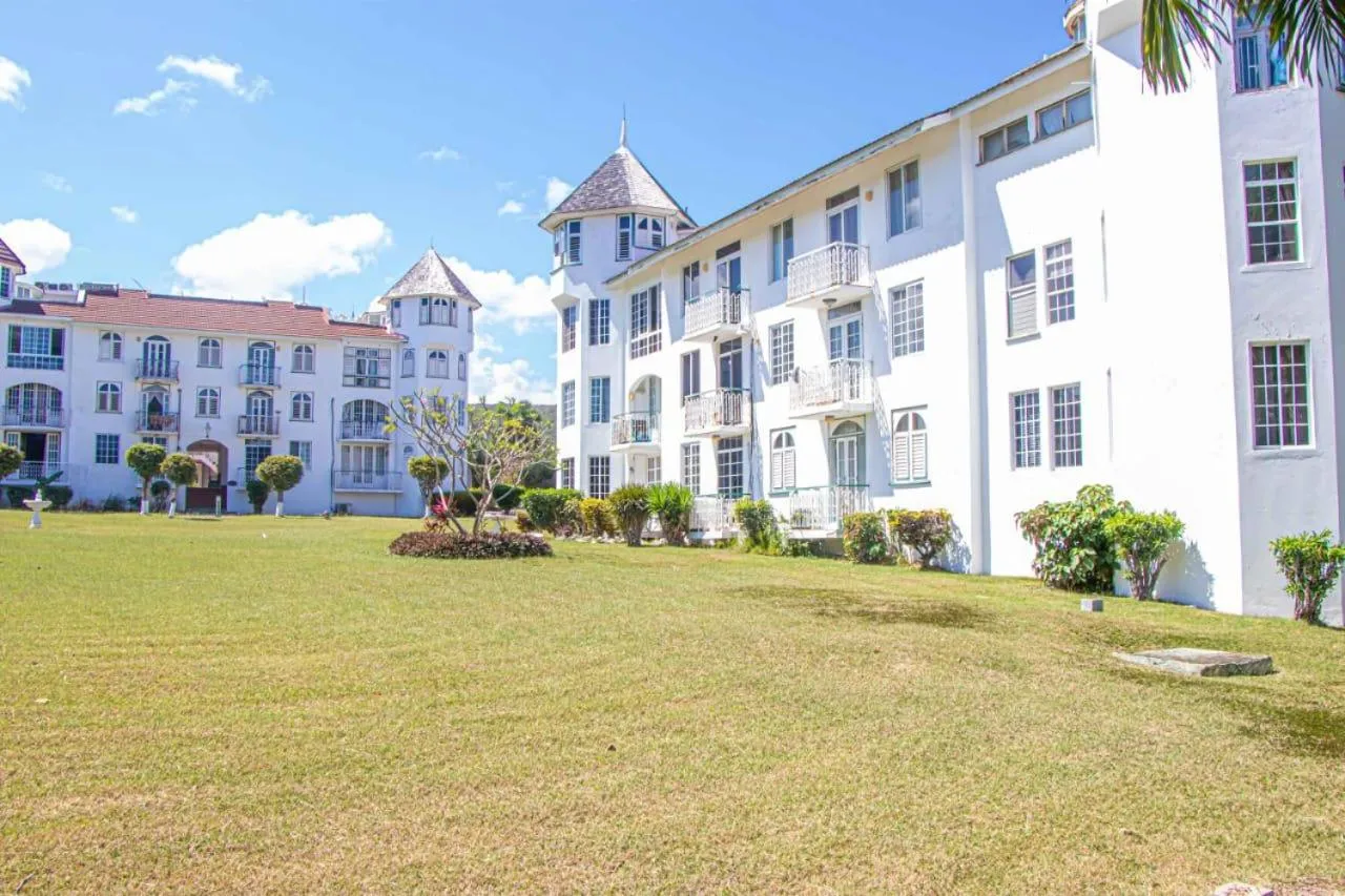 Malibu Ocean View Studio