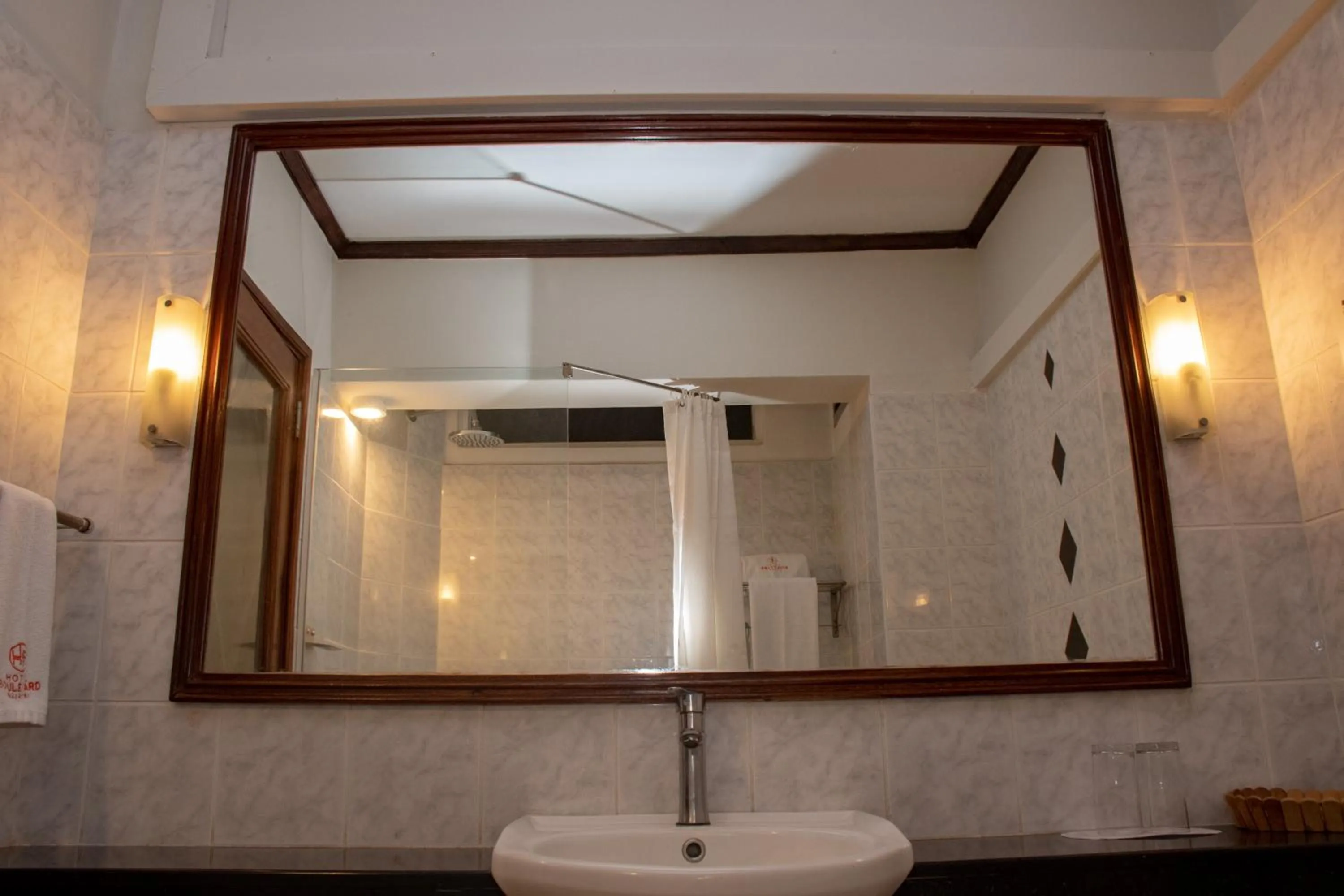 Bathroom in Hotel Boulevard Nairobi, City Centre CBD
