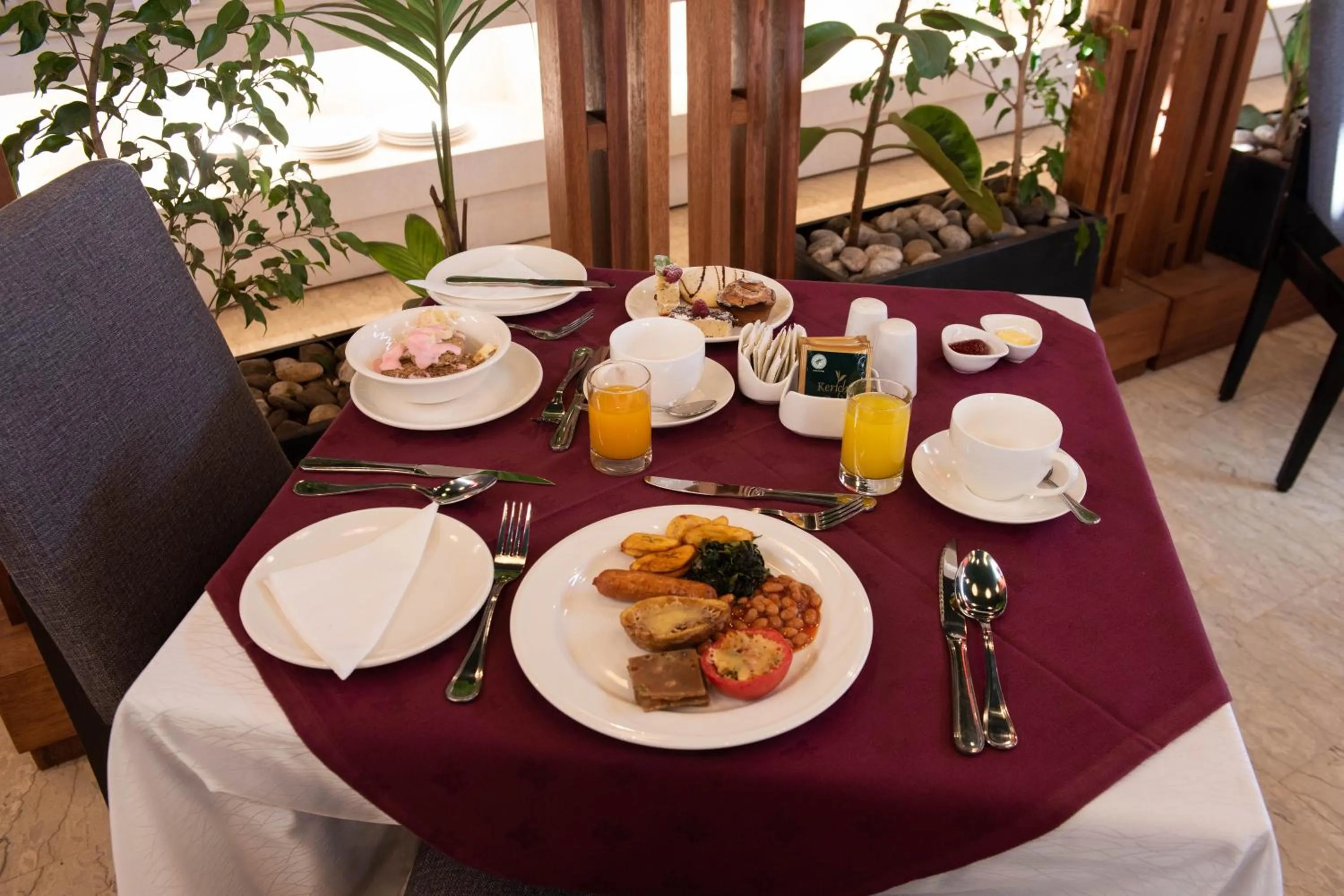 Food and drinks in Hotel Boulevard Nairobi, City Centre CBD