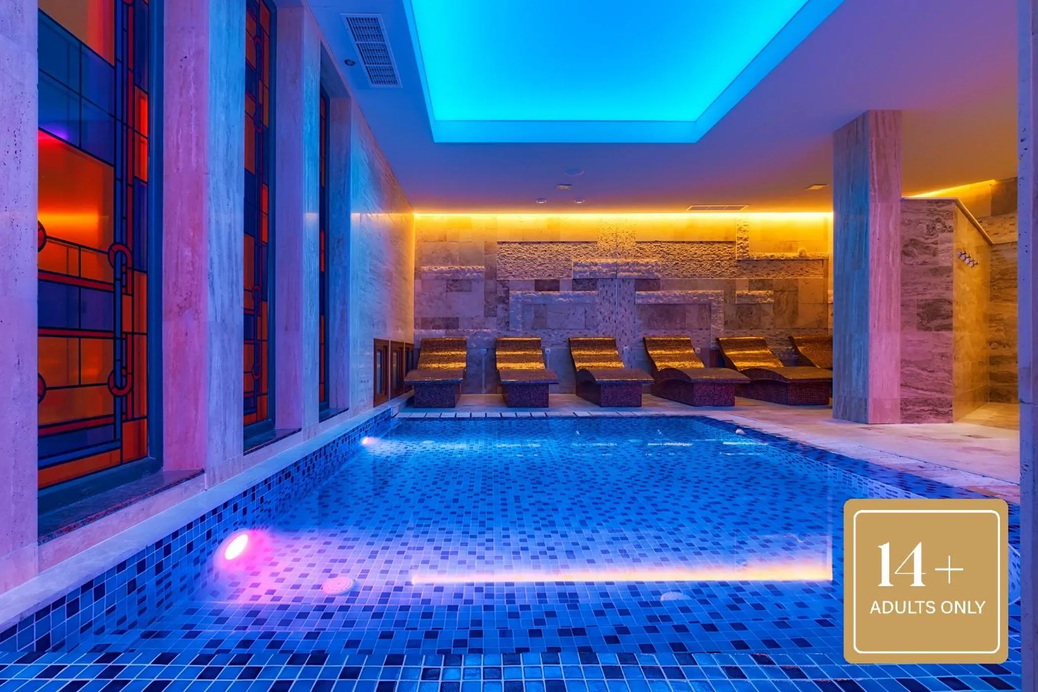 National Palace Wine & Spa Hotel