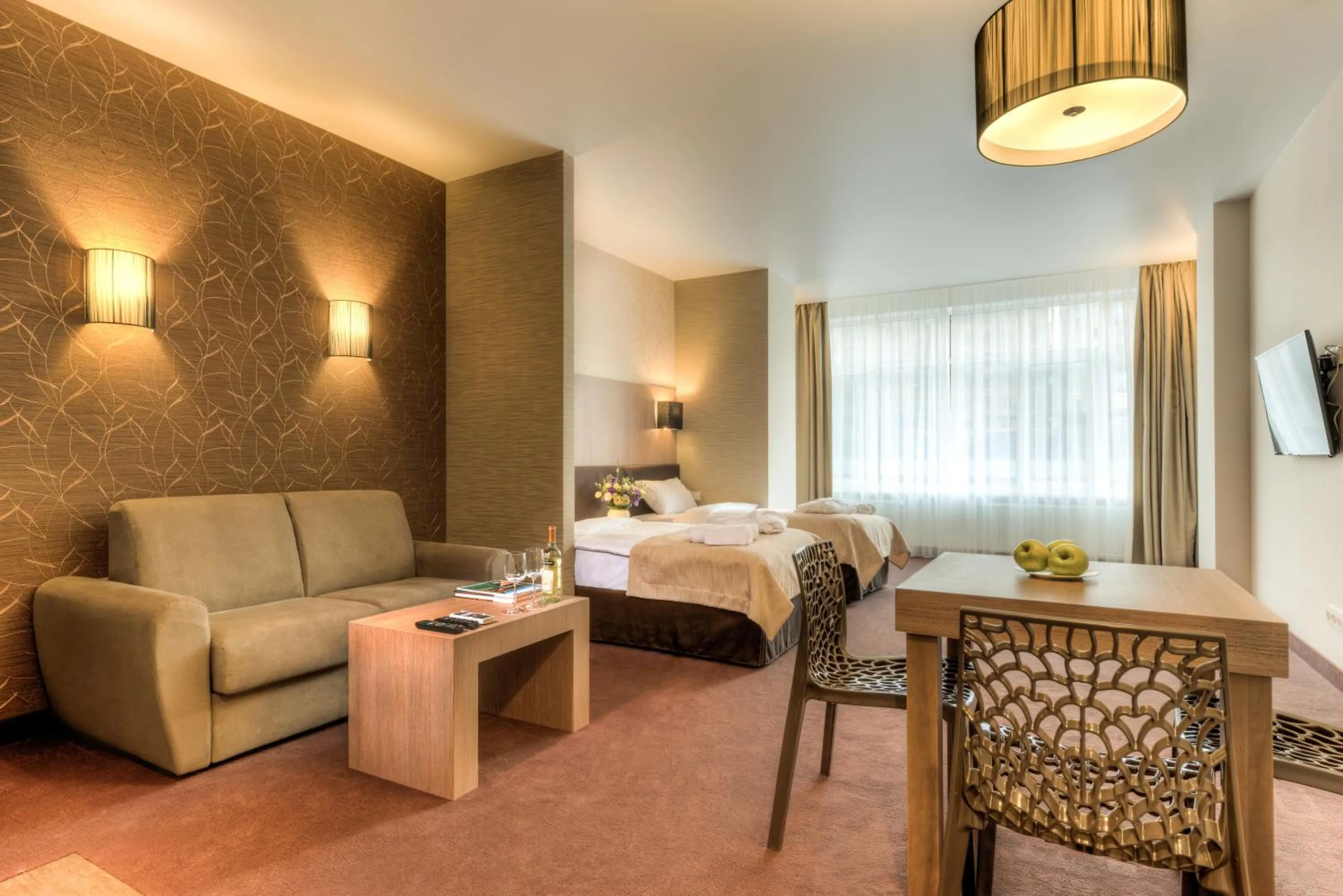 Photo of the whole room, Bed in Bon Apart