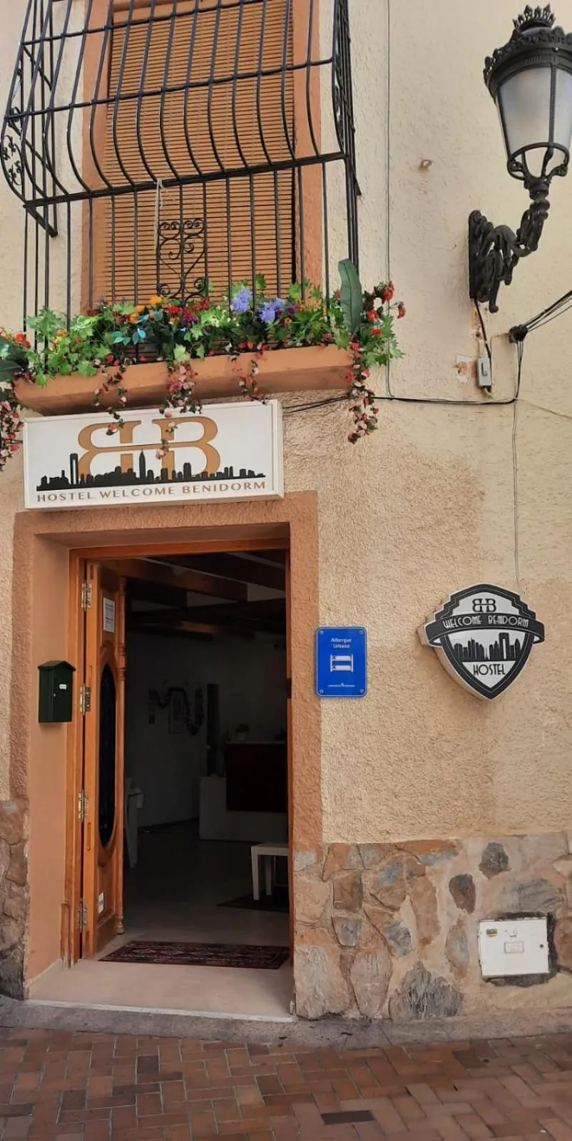 Facade/entrance in Hostel Welcome Benidorm