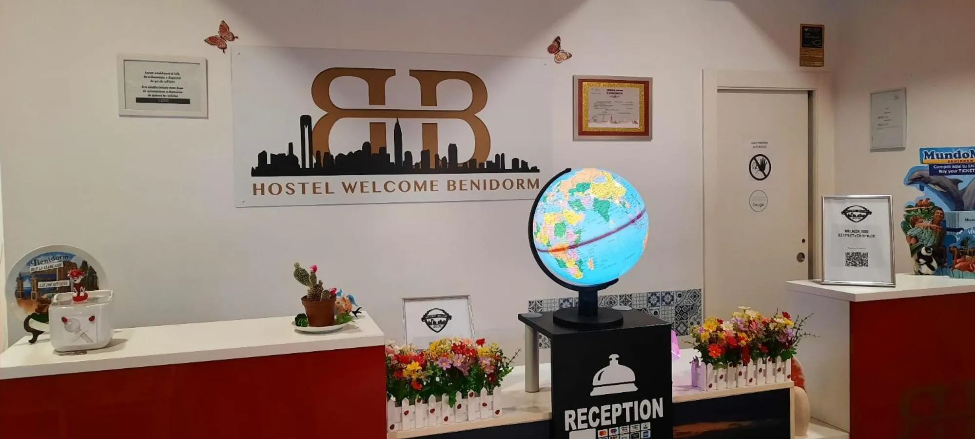Lobby or reception in Hostel Welcome Benidorm