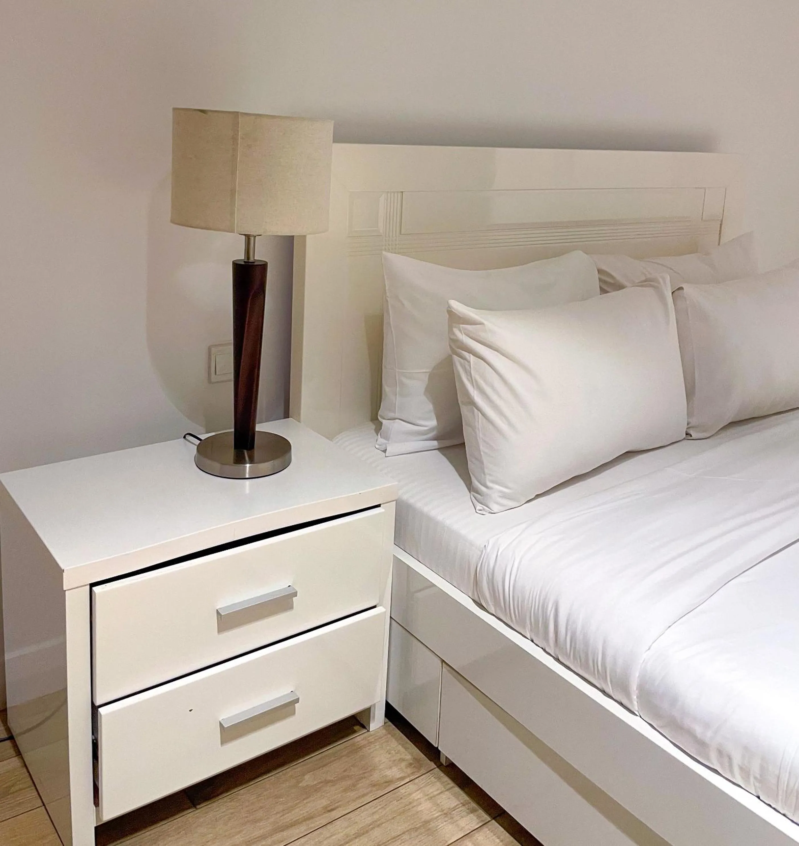 Bedroom, Bed in Accra Luxury Apartments @ Pearl