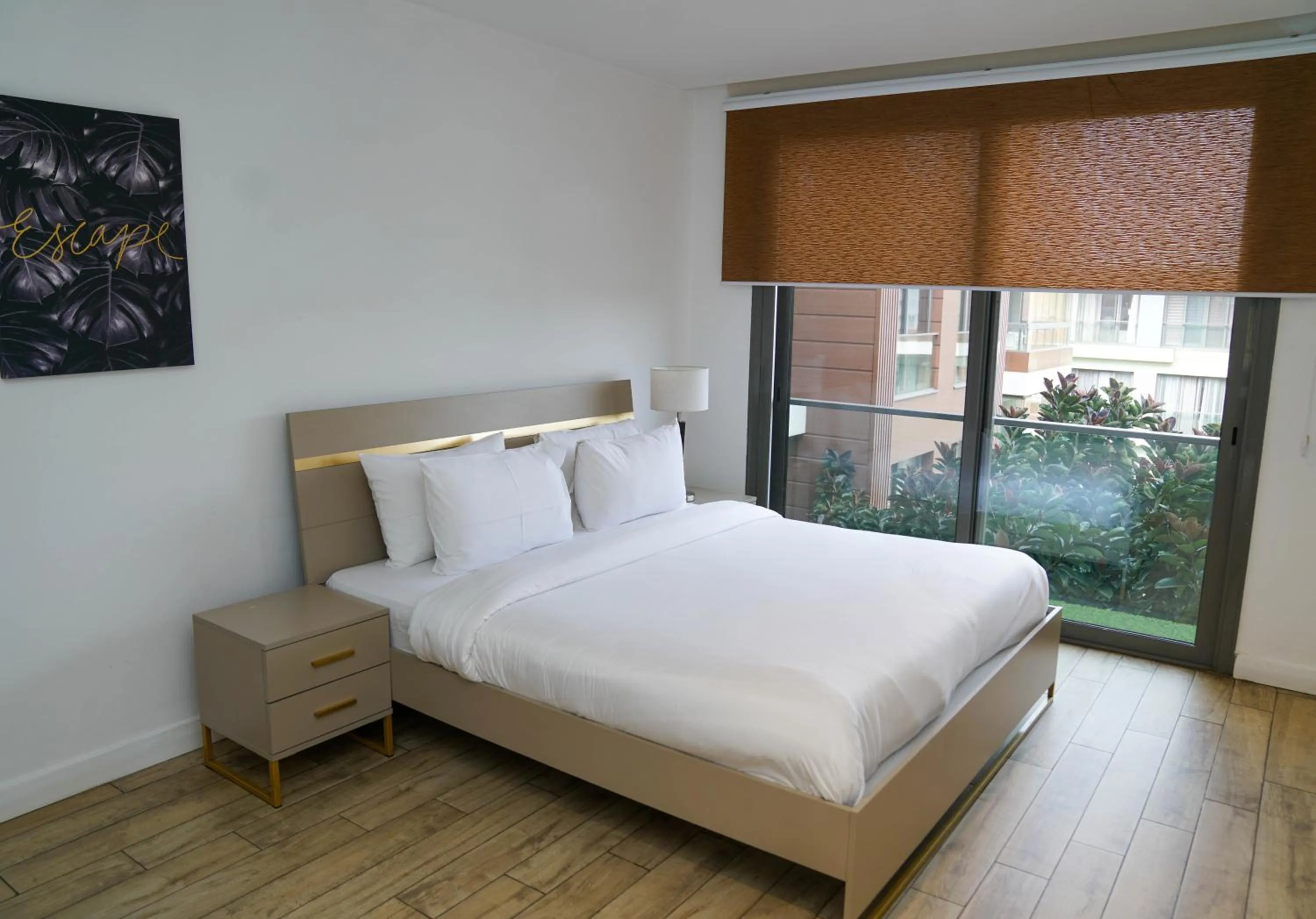 Bed in Accra Luxury Apartments @ Pearl
