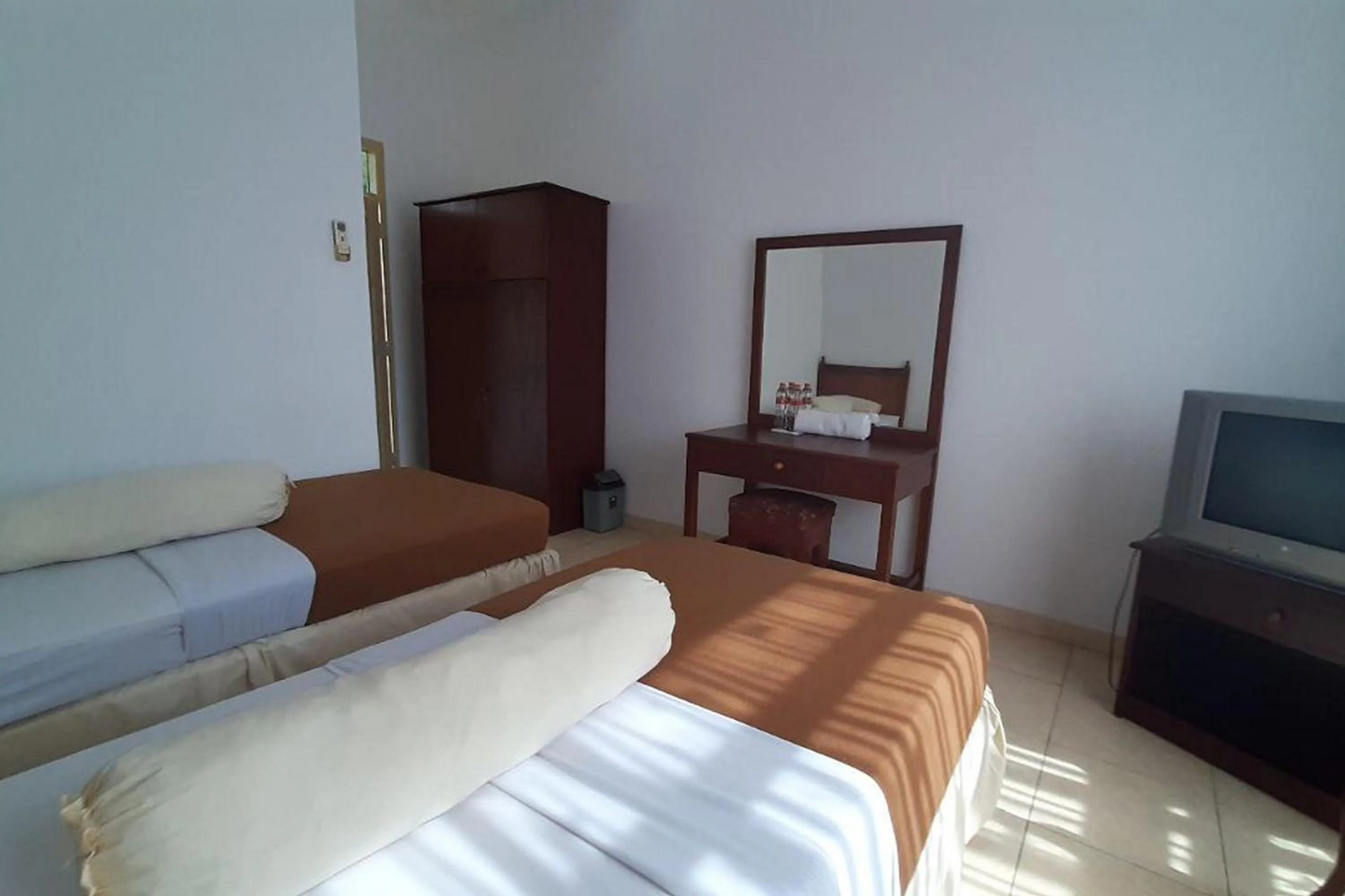 Bed in Hotel Akbar Banyumas RedPartner