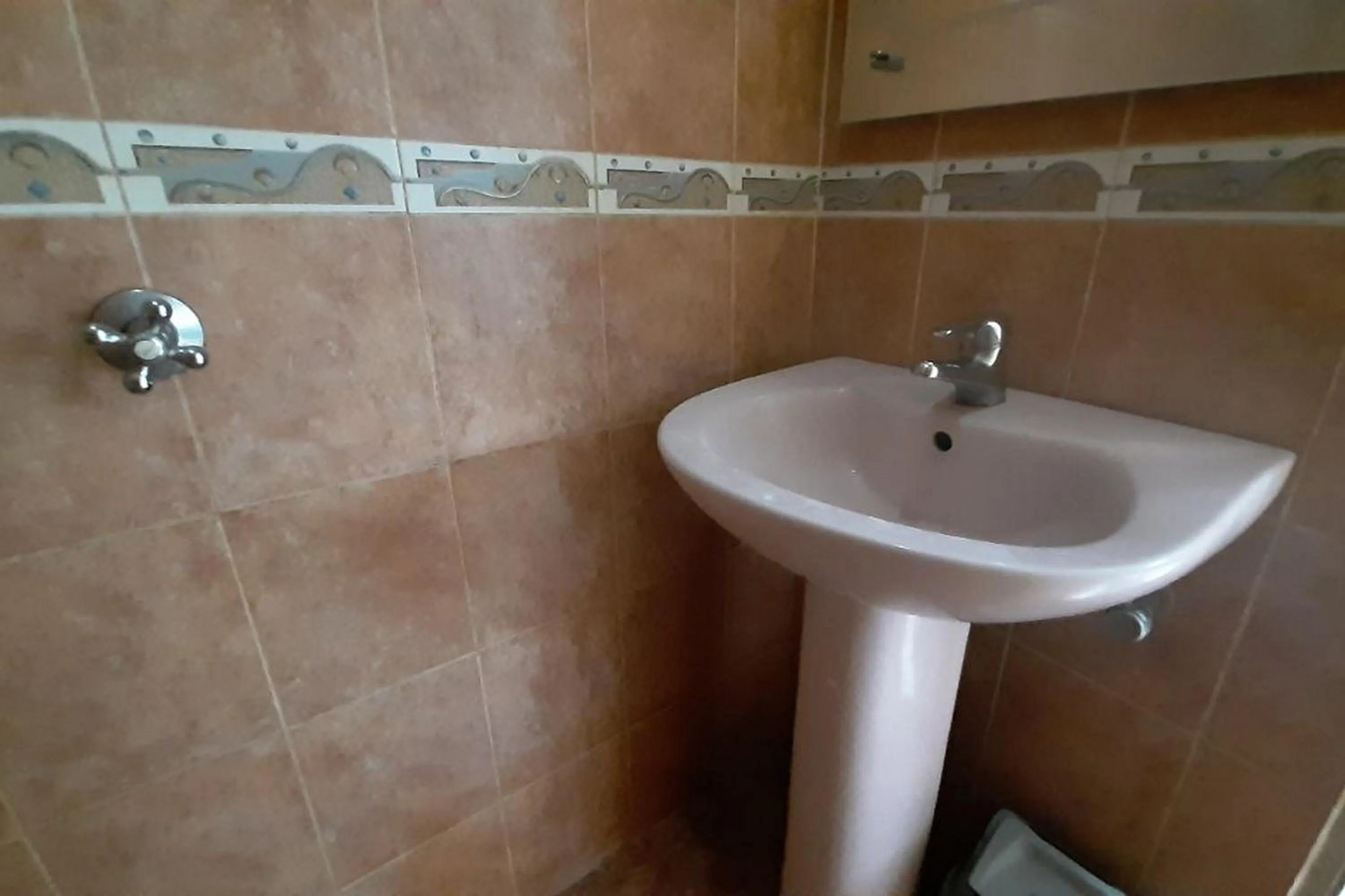 Bathroom in Hotel Akbar Banyumas RedPartner