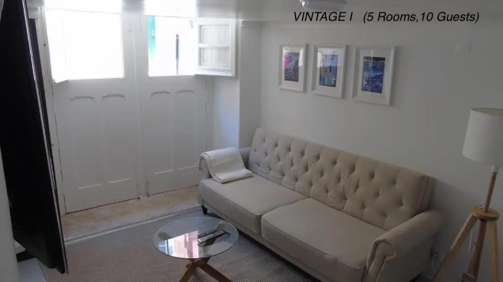 Living room in Alfama Vintage 1 Ten guests - Alfama Vintage 2 Five guests - Alfama Vintage 3 Three Guests