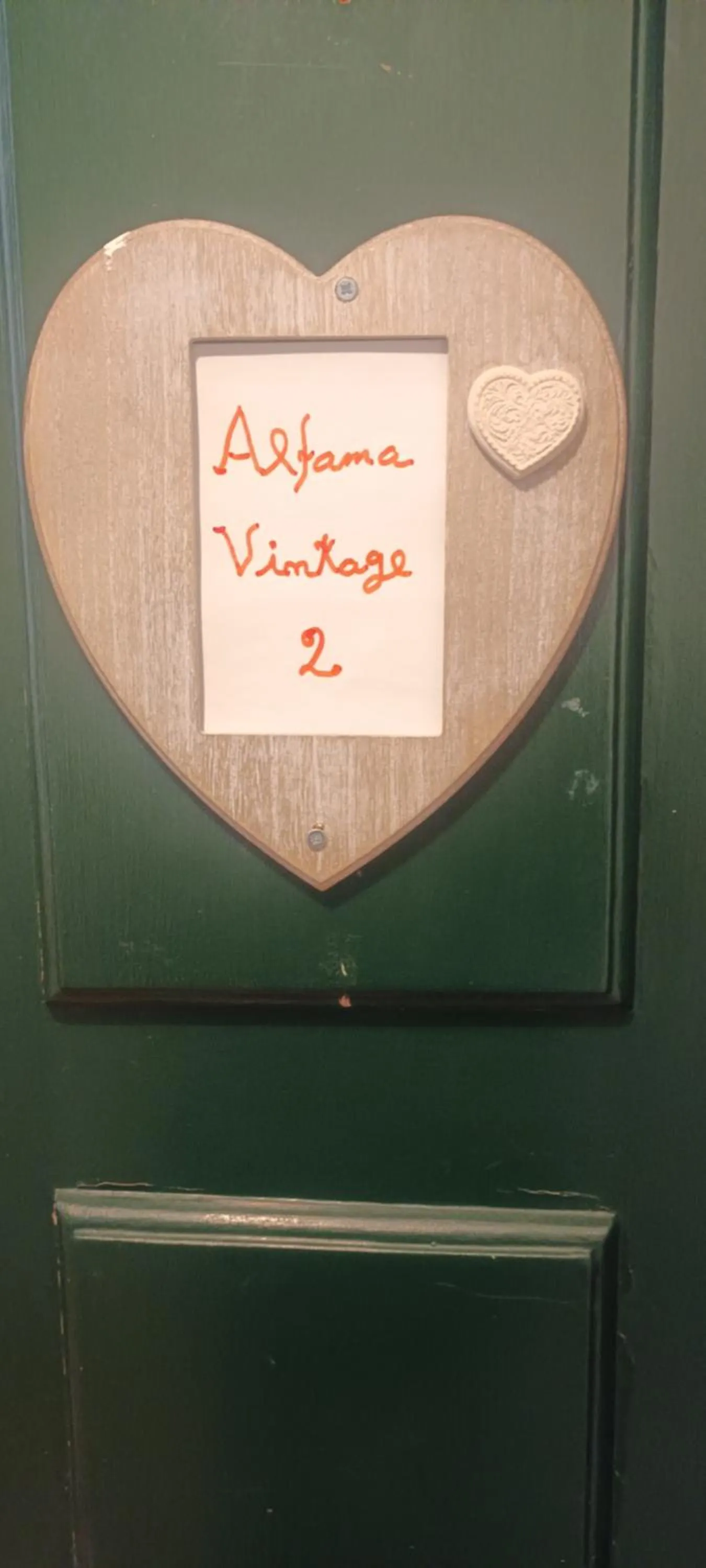 Alfama Vintage 1 Ten guests - Alfama Vintage 2 Five guests - Alfama Vintage 3 Three Guests